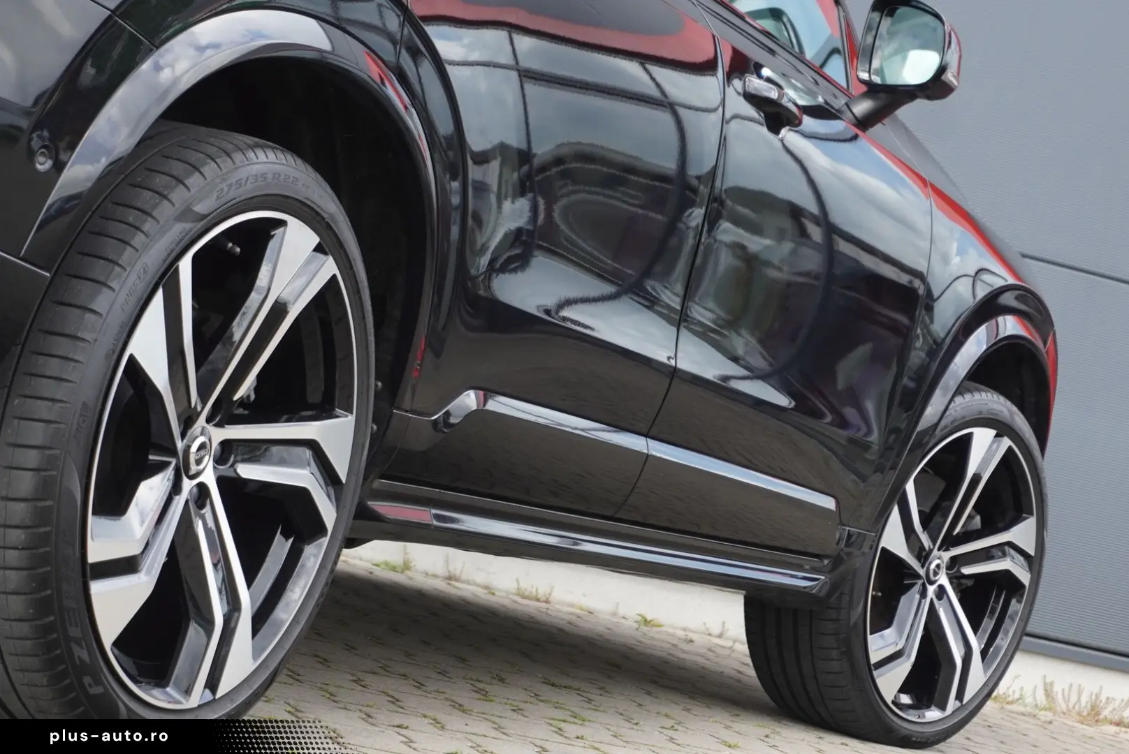 VOLVO XC90 Ultimate Dark PlugIn Hybrid AWD Voll UPE108
