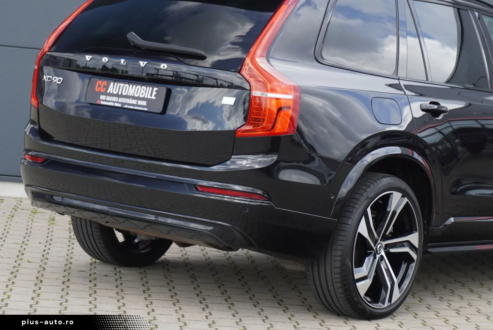 VOLVO XC90 Ultimate Dark PlugIn Hybrid AWD Voll UPE108