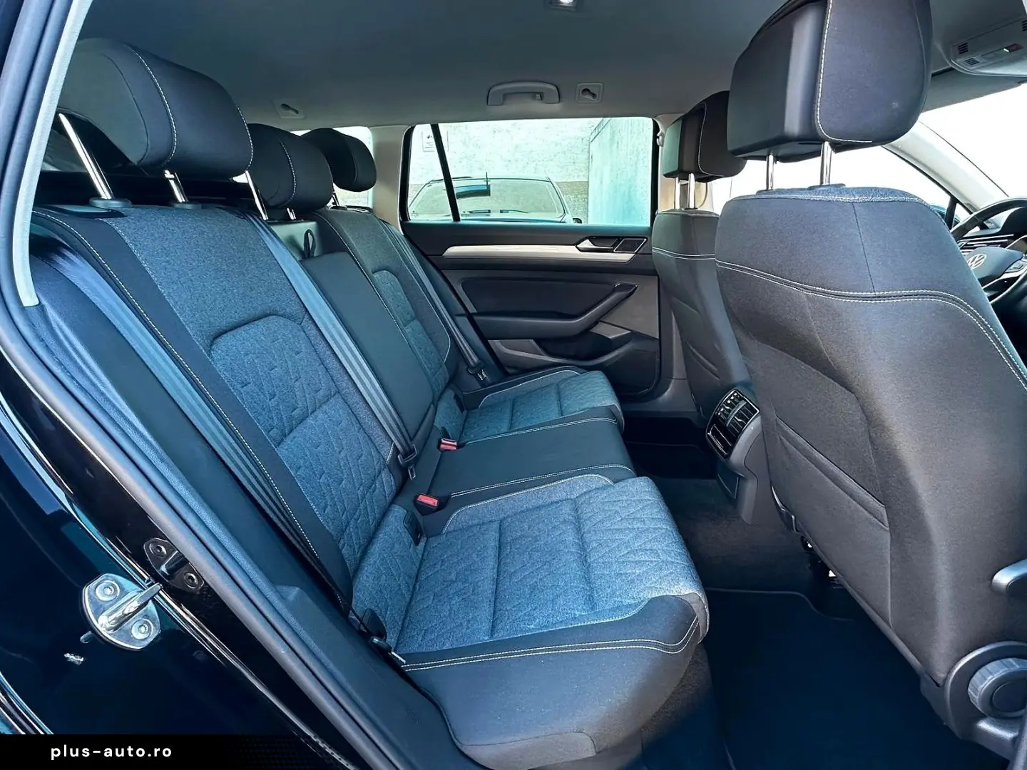 VOLKSWAGEN Passat Variant 2022 — imagine 11