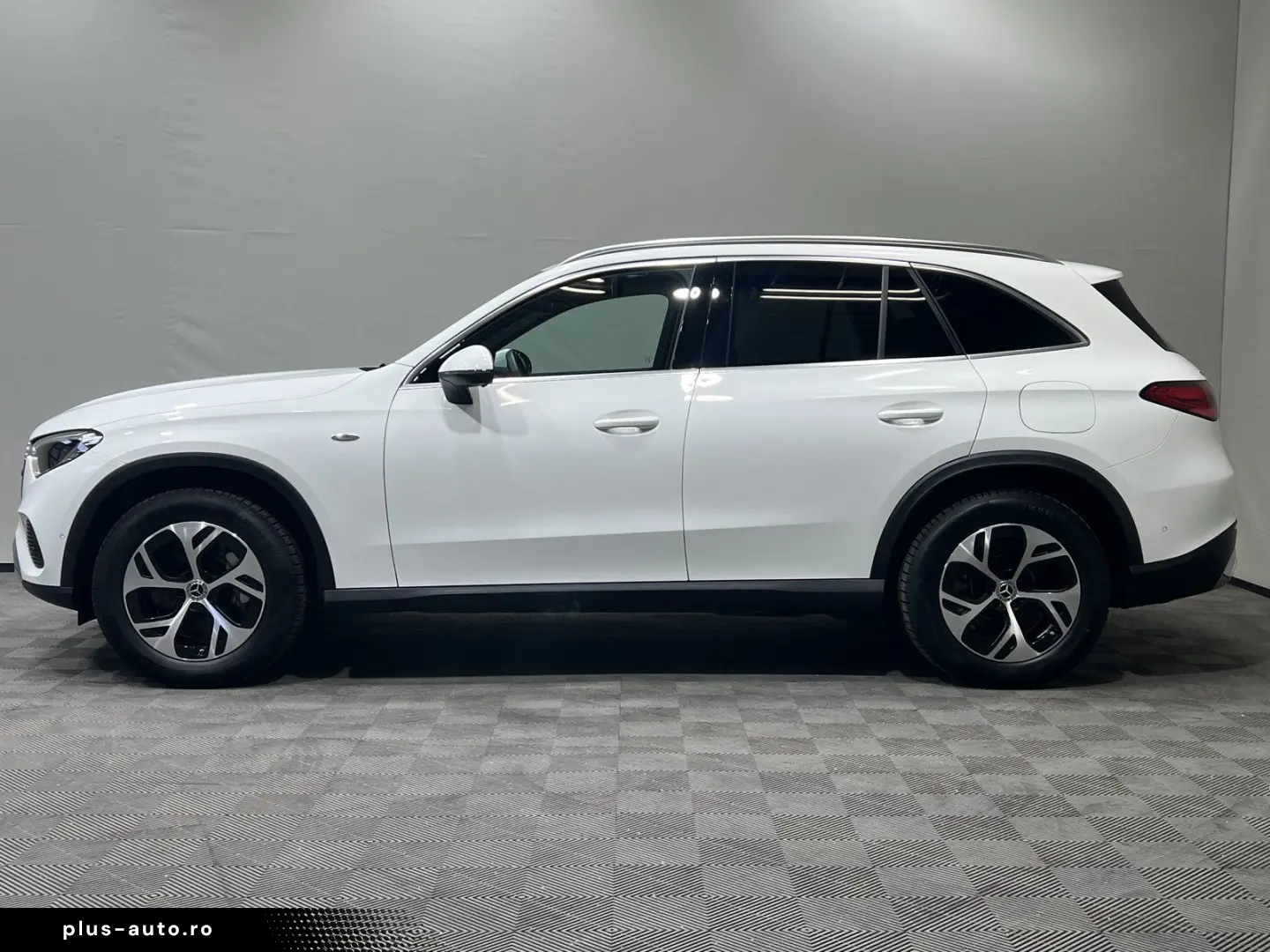 MERCEDES-BENZ GLC 300de Avantgarde Advanced 60KW AHK&hellip;