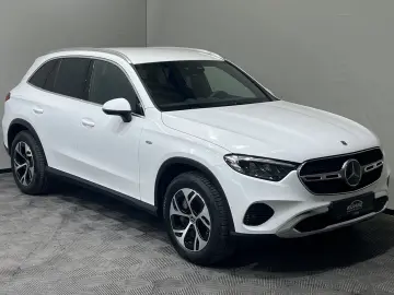 MERCEDES-BENZ GLC 300de Avantgarde Advanced 60KW AHK&hellip;