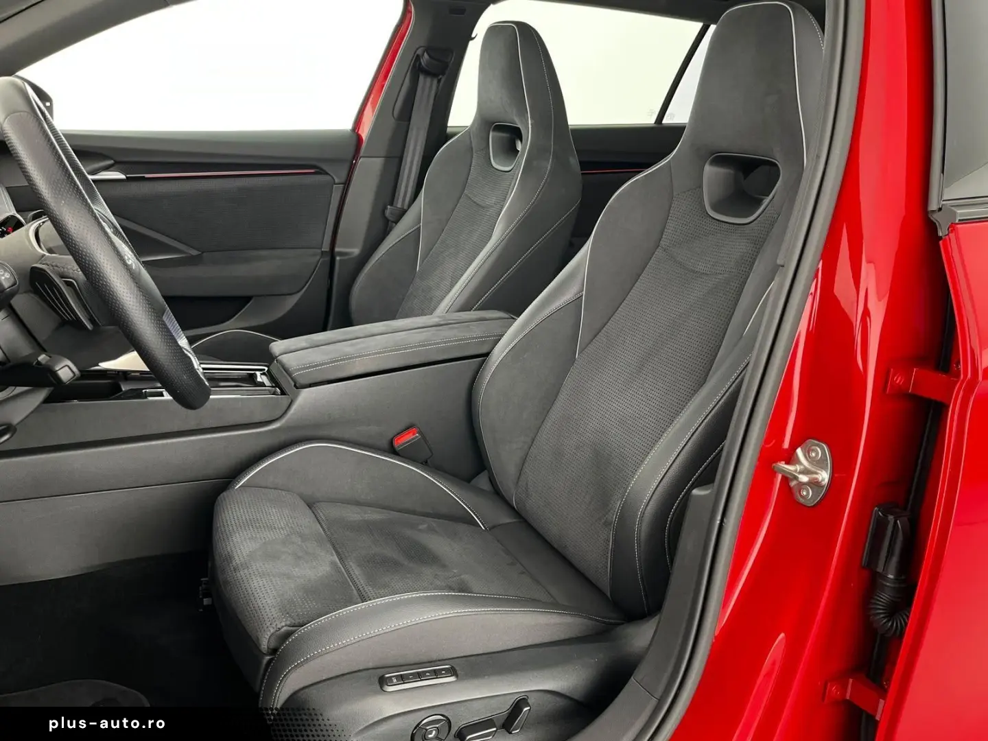 SKODA SUPERB COMBI SPORTLINE iV DSG MASSAGE PANORAMA