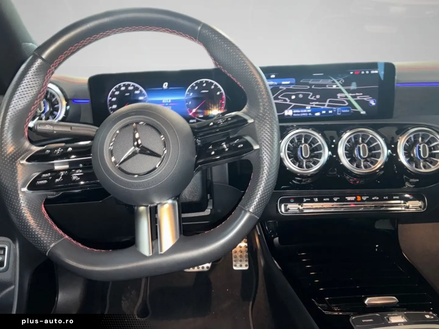 MERCEDES-BENZ CLA 180 COUPÉ AMG KEYLESS TEMPOMAT PDC
