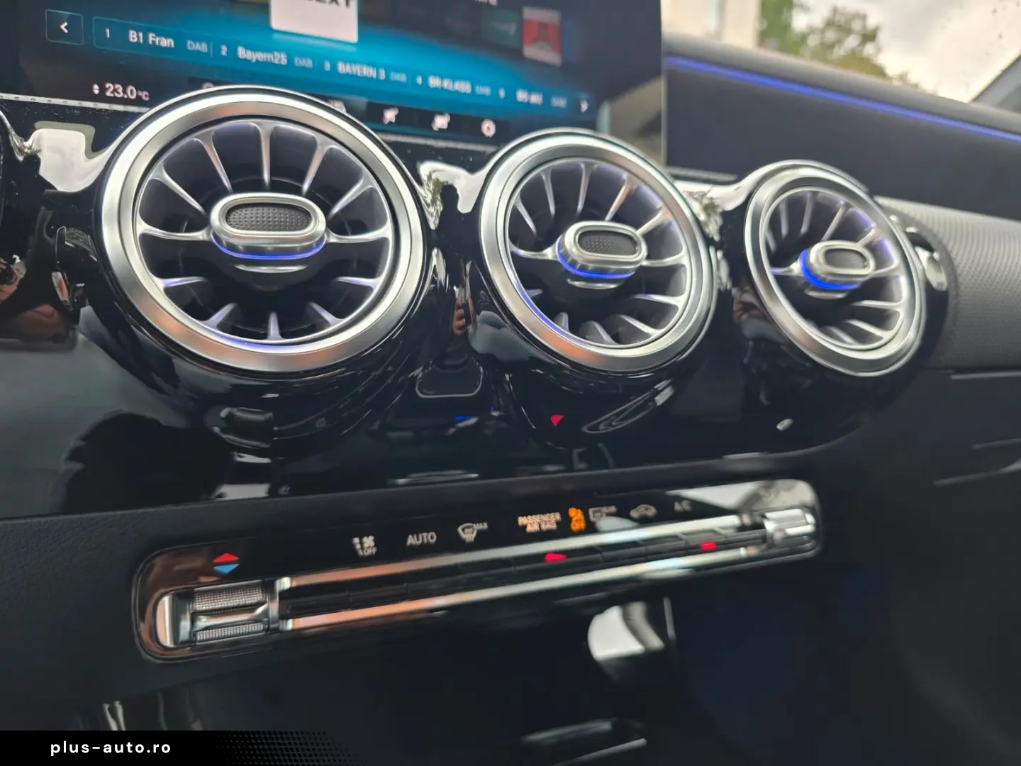 MERCEDES-BENZ CLA 220 4Matic Coupe Automatik AMG LED