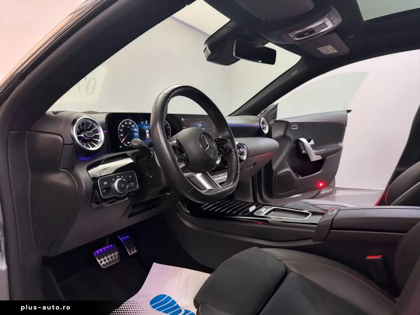MERCEDES-BENZ CLA 200 Coupe AMG Line PANO ACC MBEAM WIDE KAM