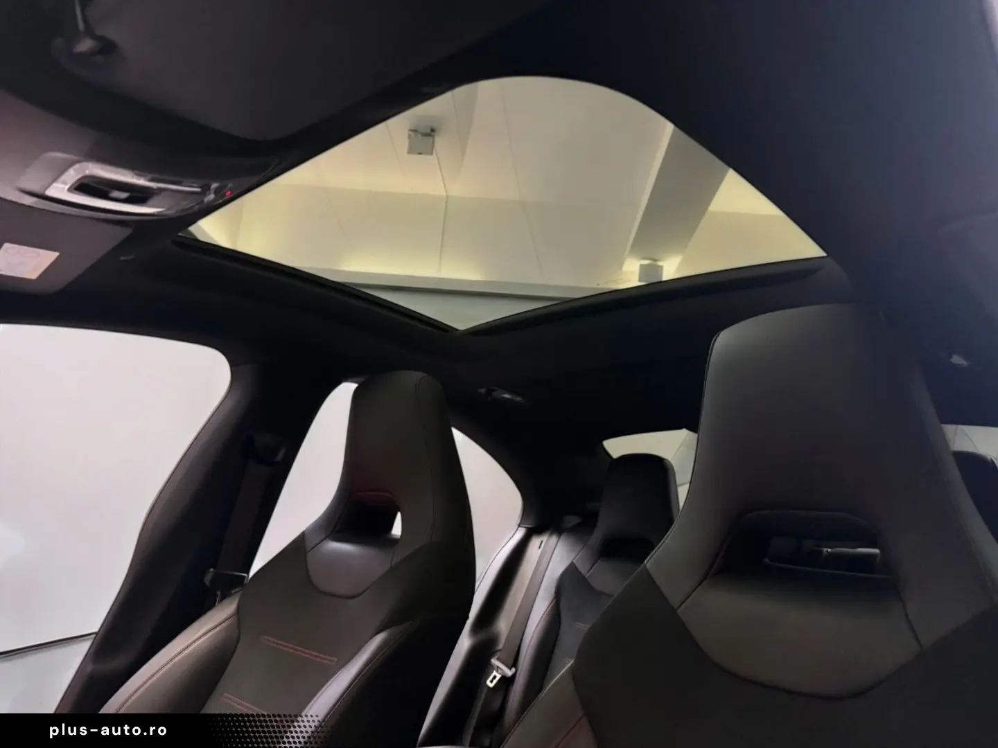 MERCEDES-BENZ CLA 200 Coupe AMG Line PANO ACC MBEAM WIDE KAM