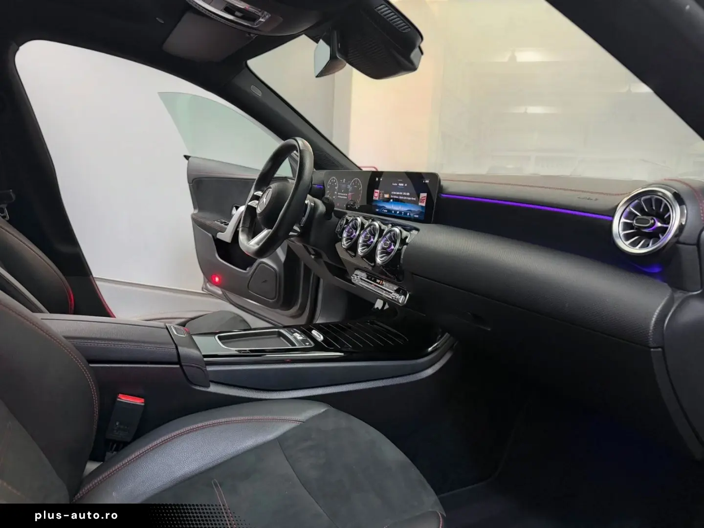 MERCEDES-BENZ CLA 200 Coupe AMG Line PANO ACC MBEAM WIDE KAM