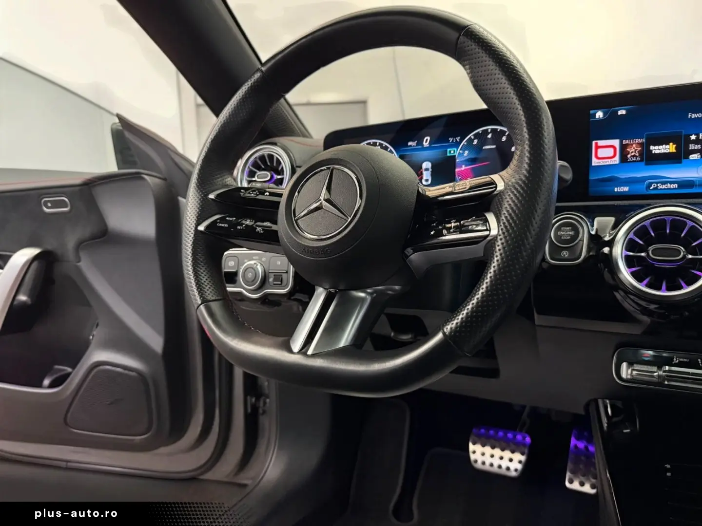 MERCEDES-BENZ CLA 200 Coupe AMG Line PANO ACC MBEAM WIDE KAM