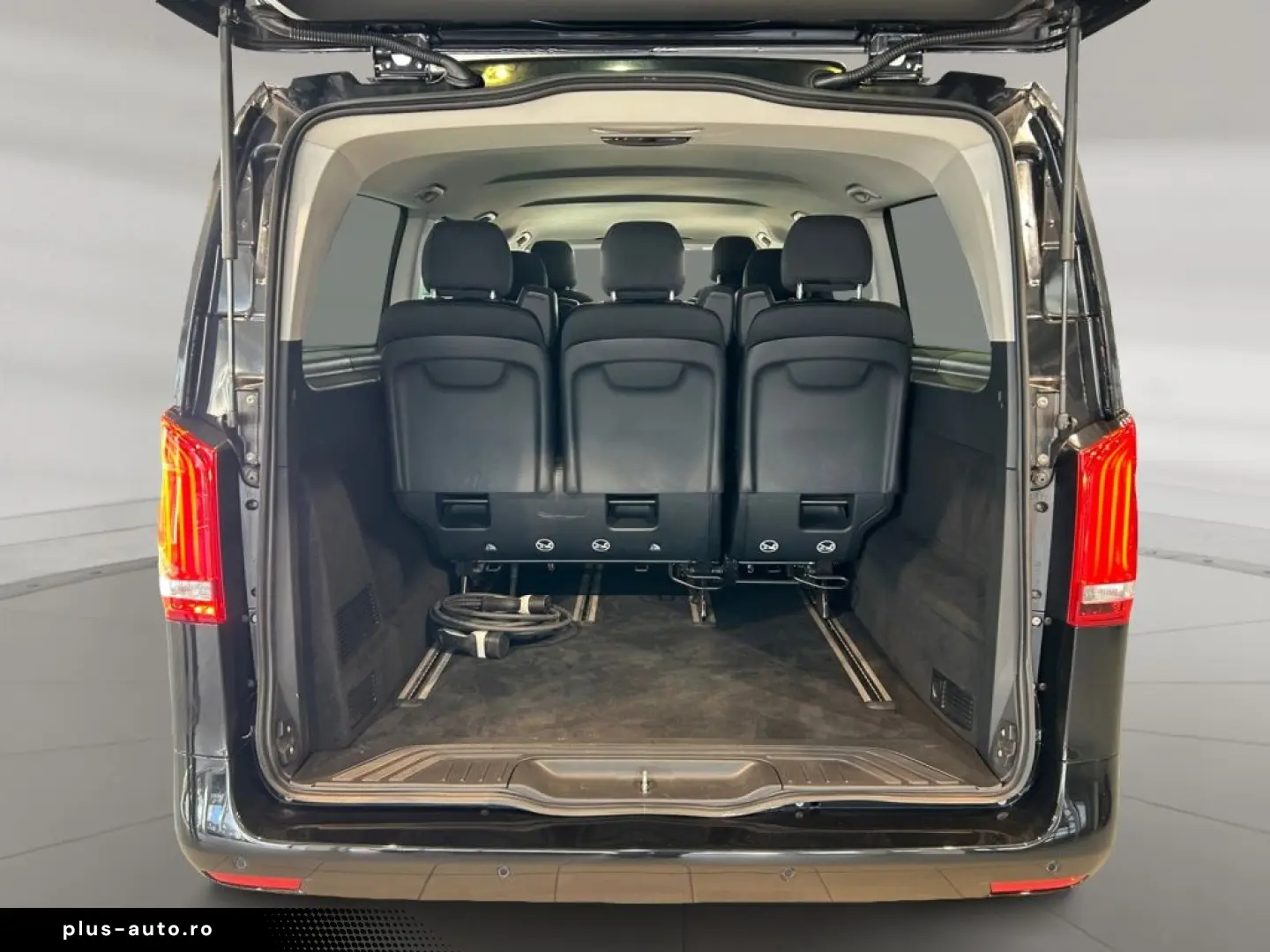 MERCEDES-BENZ eVito 126 Tourer Cam LED AUT Distr Keyl