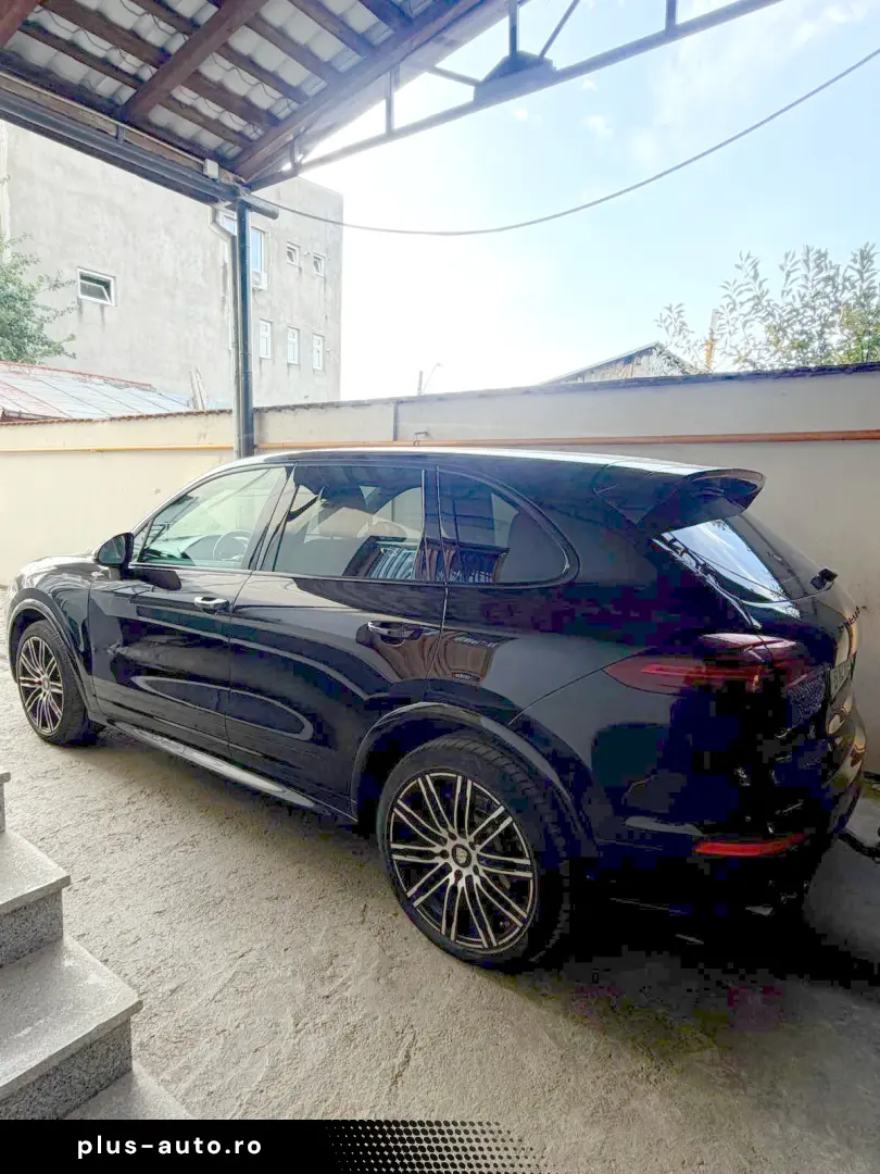 Porsche Cayenne Platinum Edition