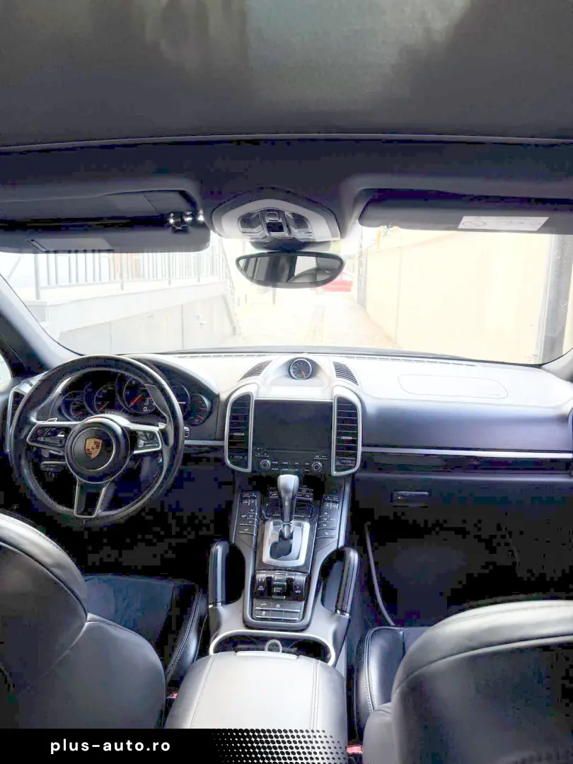Porsche Cayenne Platinum Edition