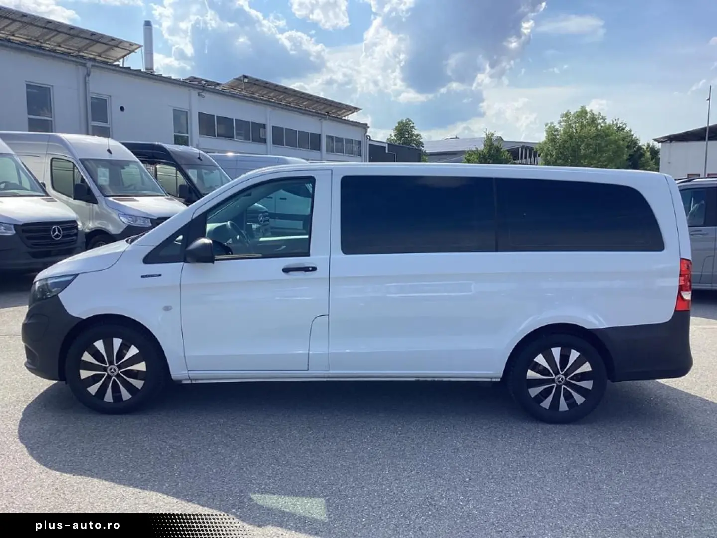 MERCEDES-BENZ eVito 129 Tourer PRO Lang 8-Sitzer Kamera  SZH