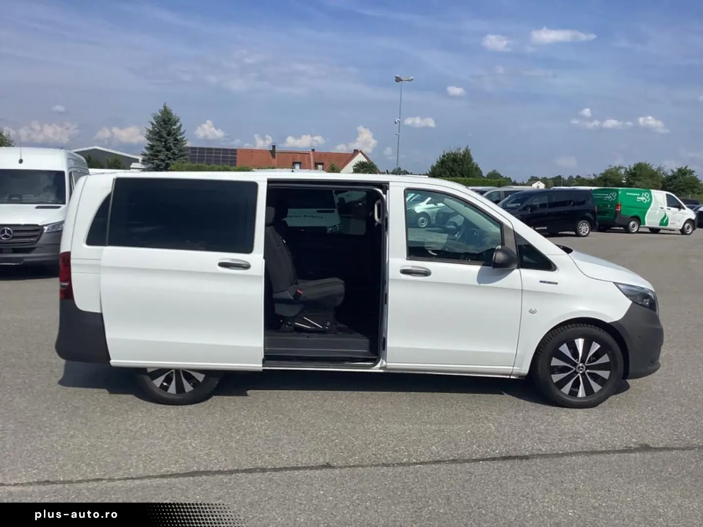 MERCEDES-BENZ eVito 129 Tourer PRO Lang 8-Sitzer Kamera  SZH