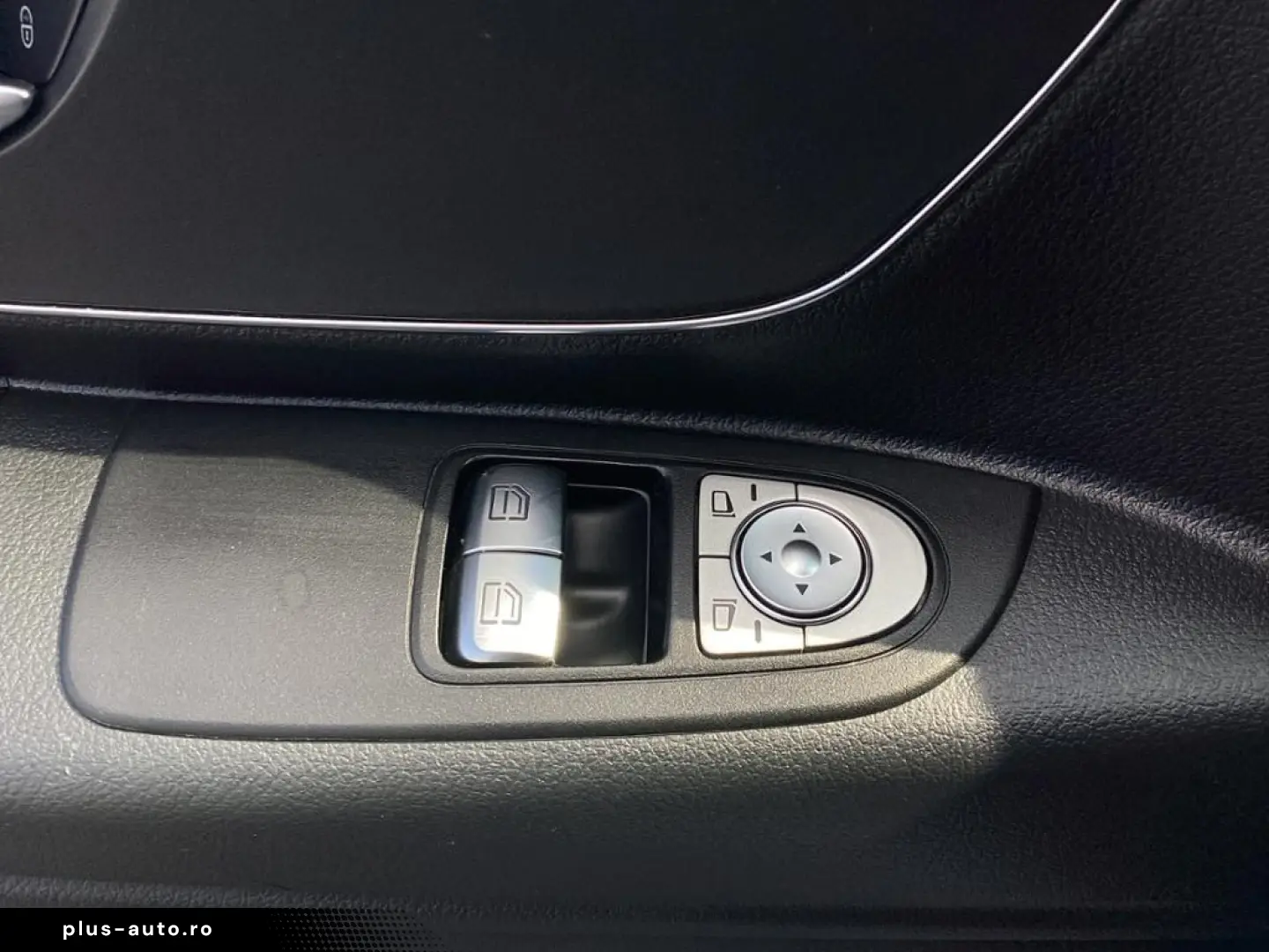 MERCEDES-BENZ eVito 129 Tourer PRO Lang 8-Sitzer Kamera  SZH