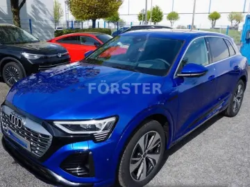 Audi Q8 e-tron Quattro 55 S line