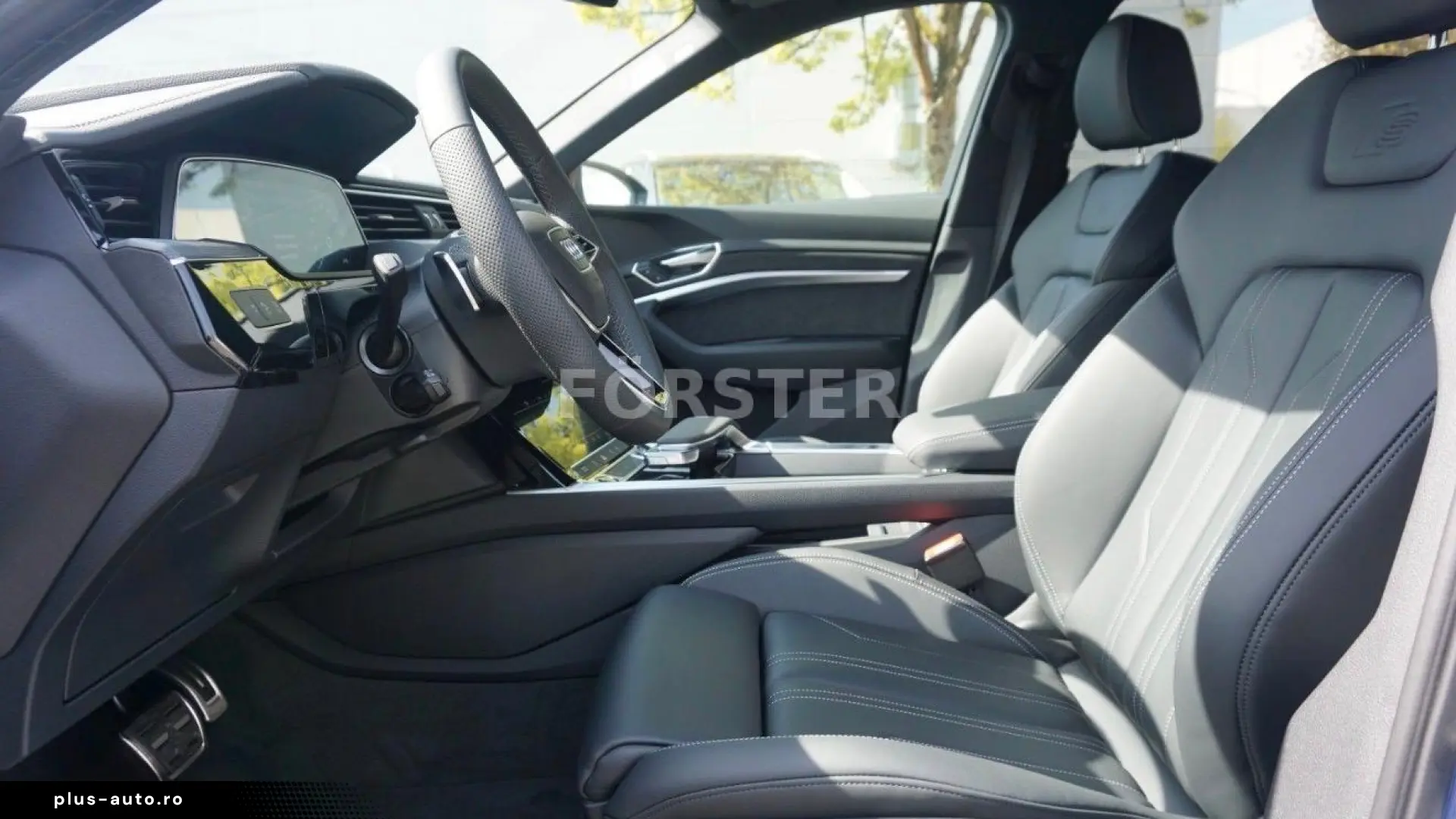 Audi Q8 e-tron Quattro 55 S line