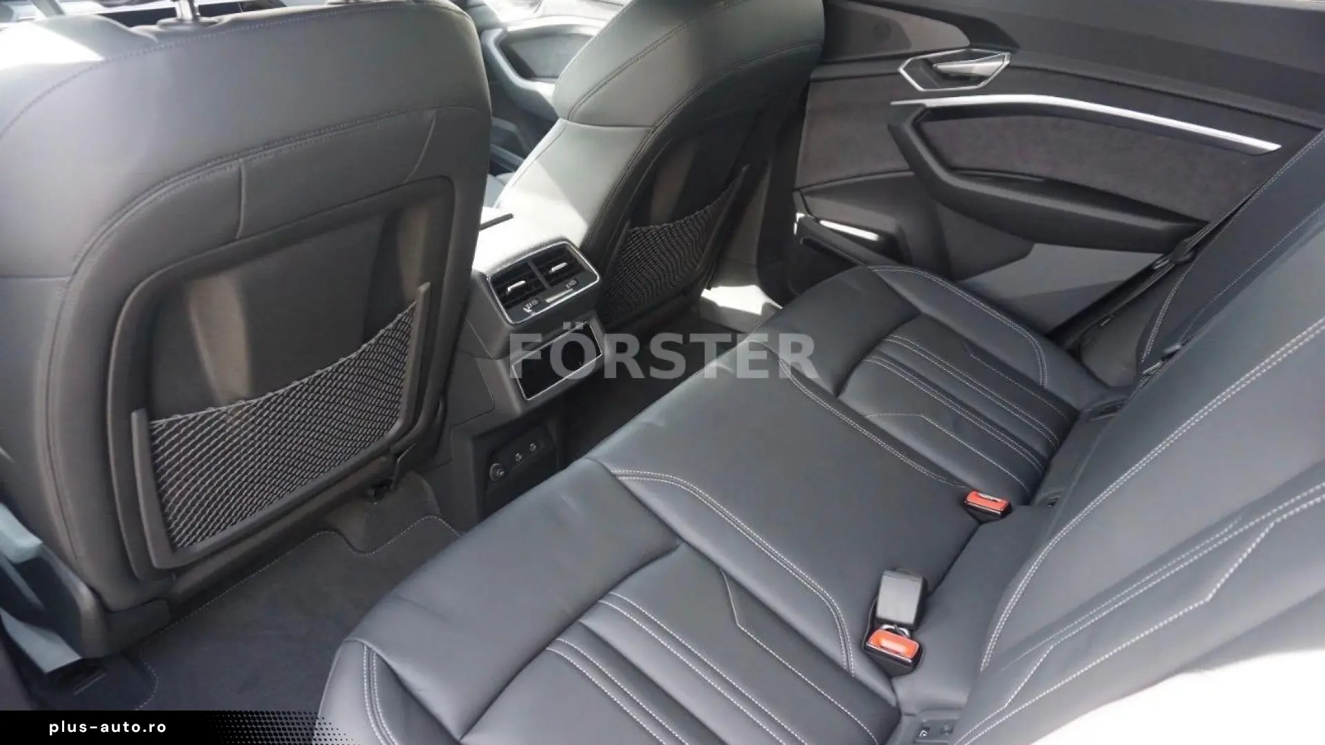 Audi Q8 e-tron Quattro 55 S line