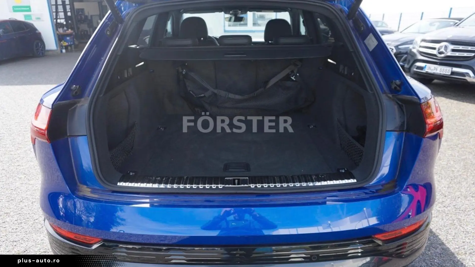 Audi Q8 e-tron Quattro 55 S line