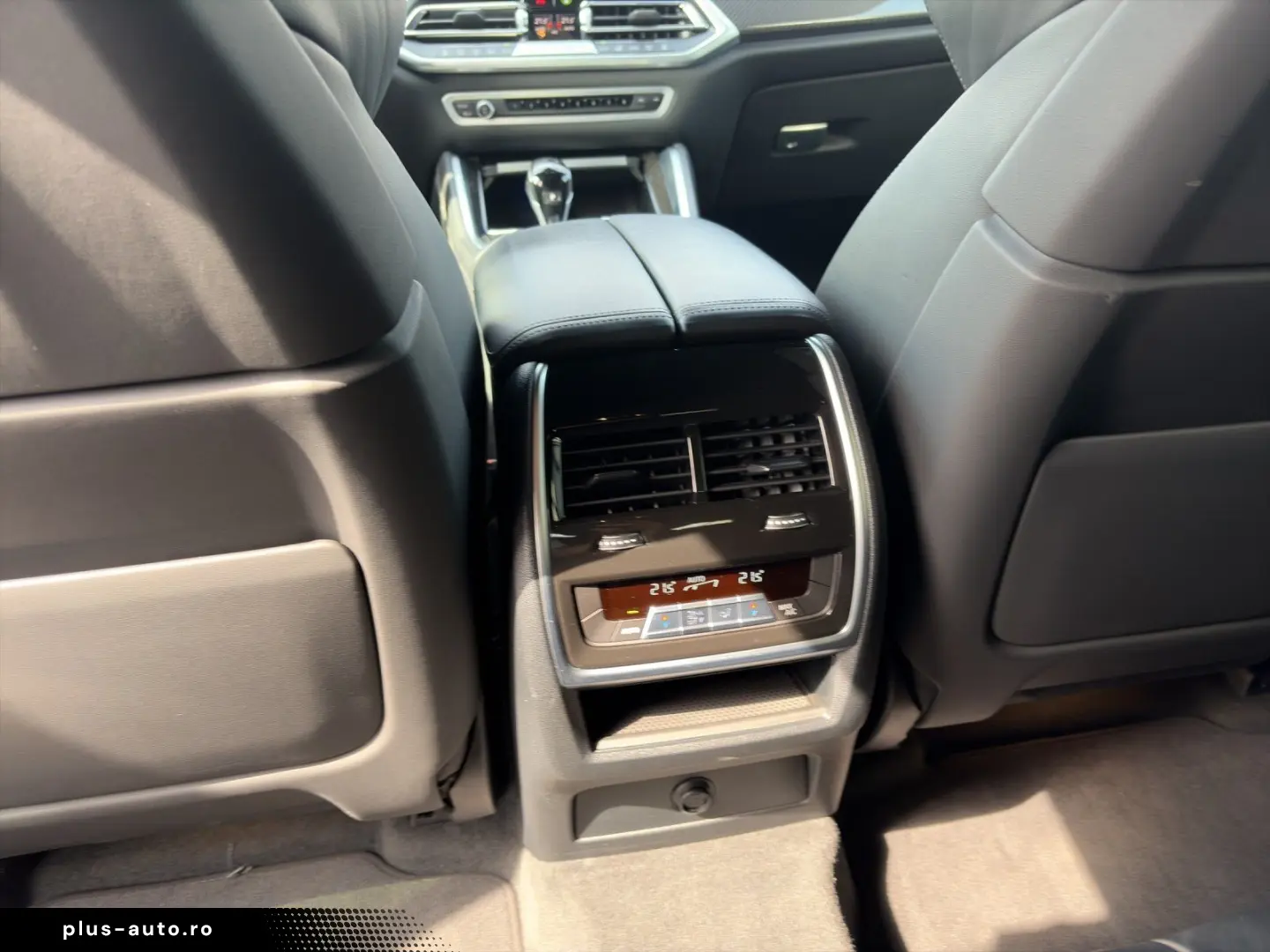 BMW X6 xDrive40d   M Sport  IconicGlow  UPE 125.230