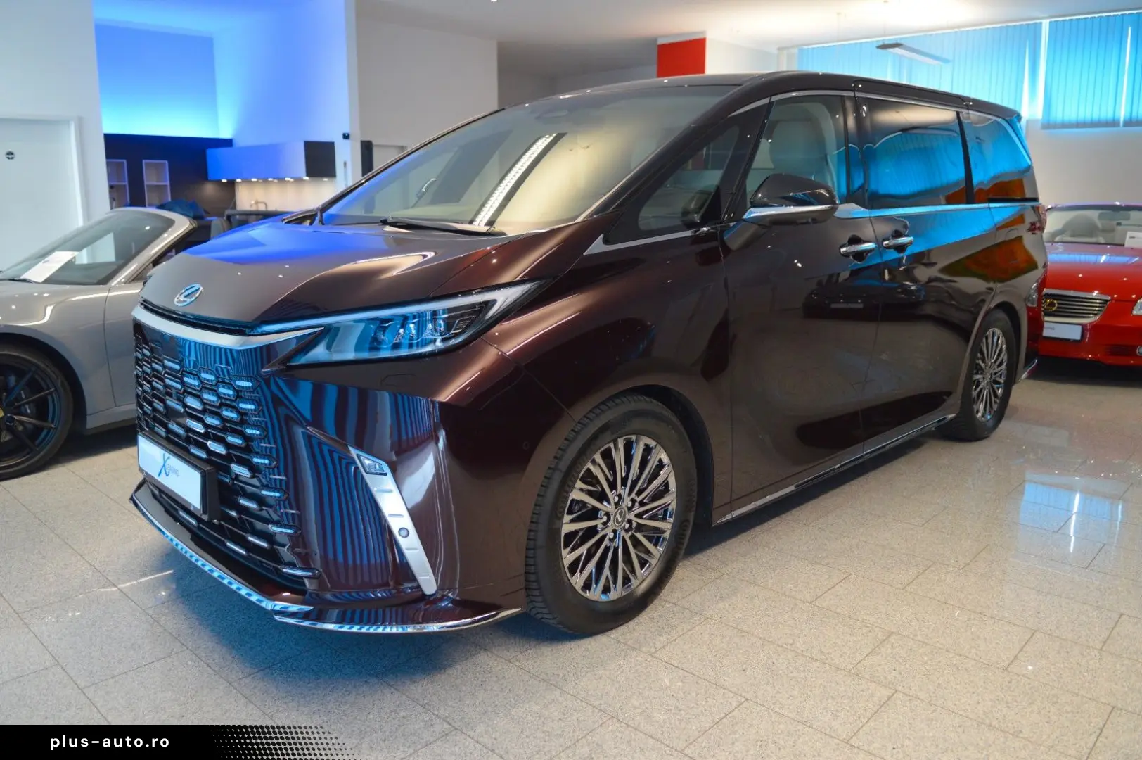 LEXUS LM 2025 — imagine 3