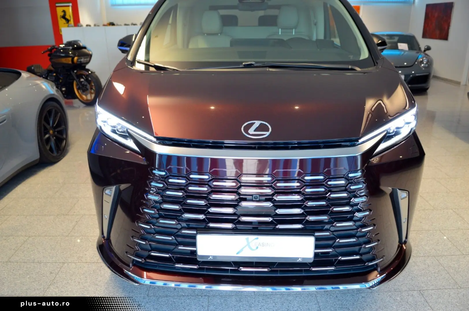 LEXUS LM 2025 — imagine 4