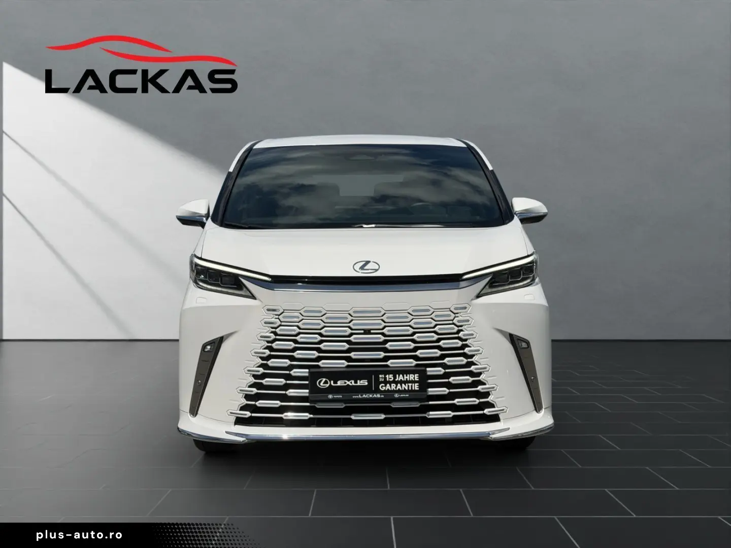 LEXUS LM 2024 — imagine 8