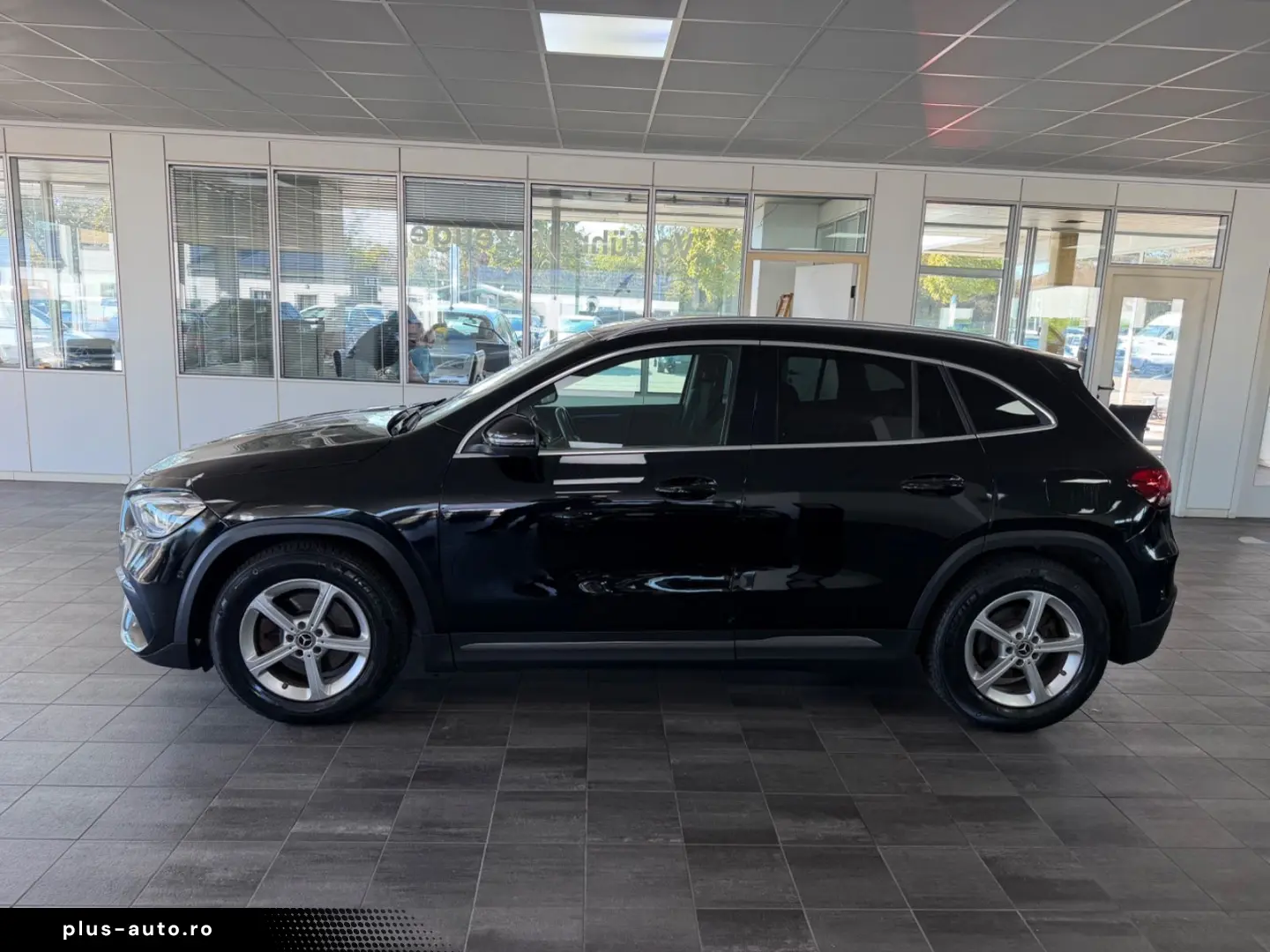MERCEDES-BENZ GLA 200 4Matic AMG Line   2.Hand   LED
