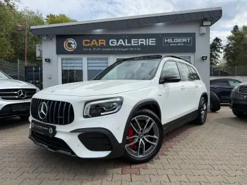 MERCEDES-BENZ GLB 35 AMG 4Matic LED Night-Paket PANO KAMERA