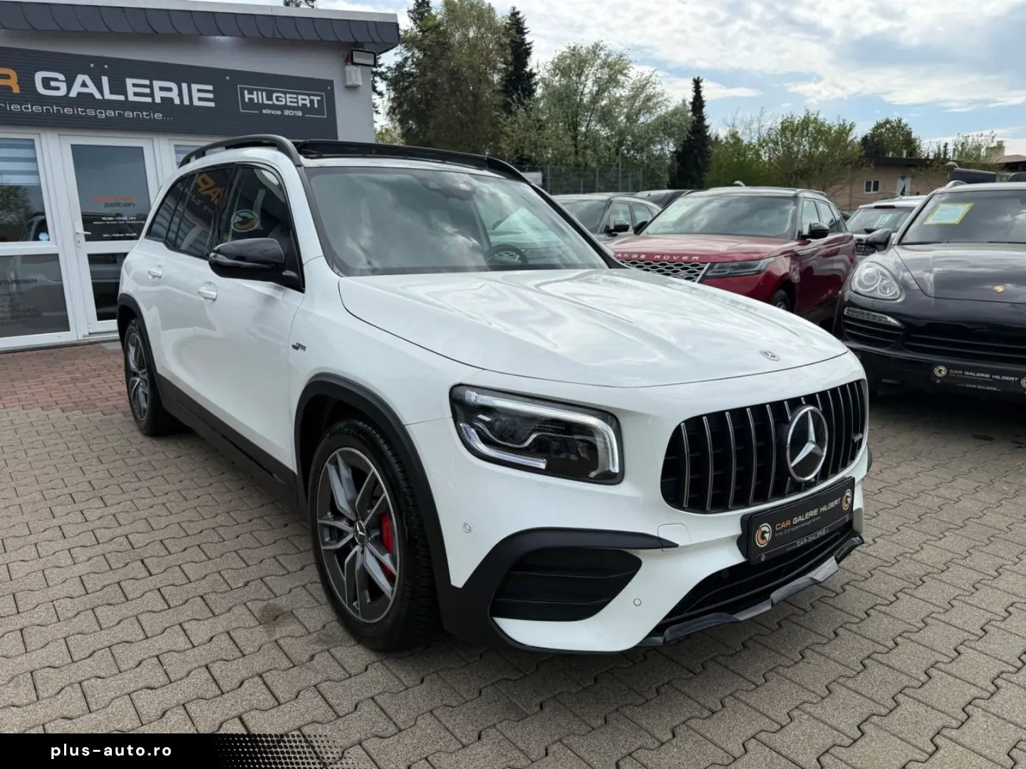 MERCEDES-BENZ GLB 35 AMG 4Matic LED Night-Paket PANO KAMERA