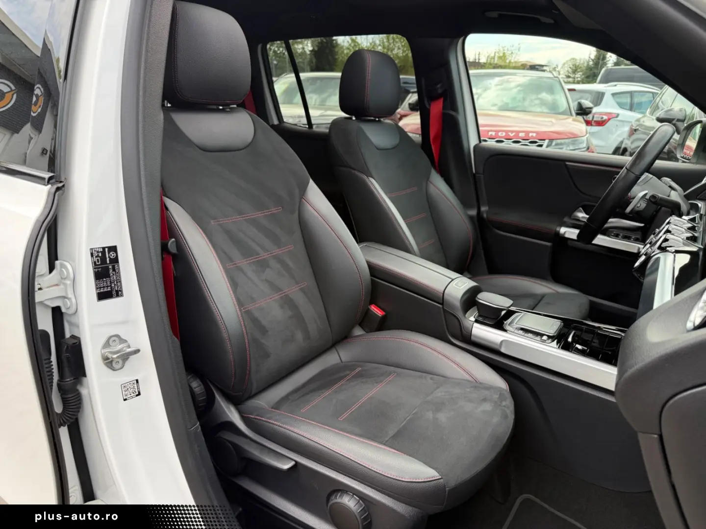 MERCEDES-BENZ GLB 35 AMG 4Matic LED Night-Paket PANO KAMERA