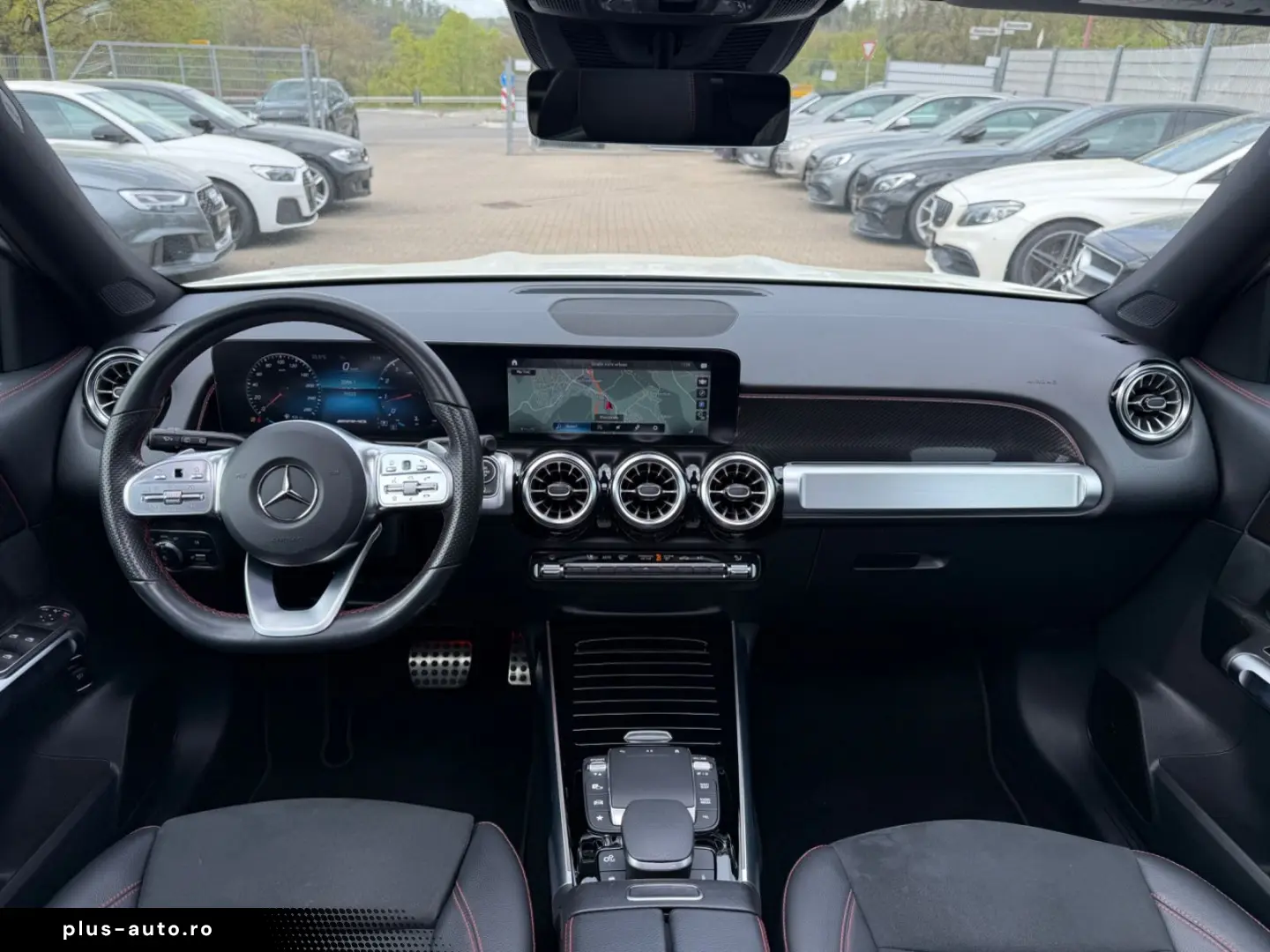 MERCEDES-BENZ GLB 35 AMG 4Matic LED Night-Paket PANO KAMERA