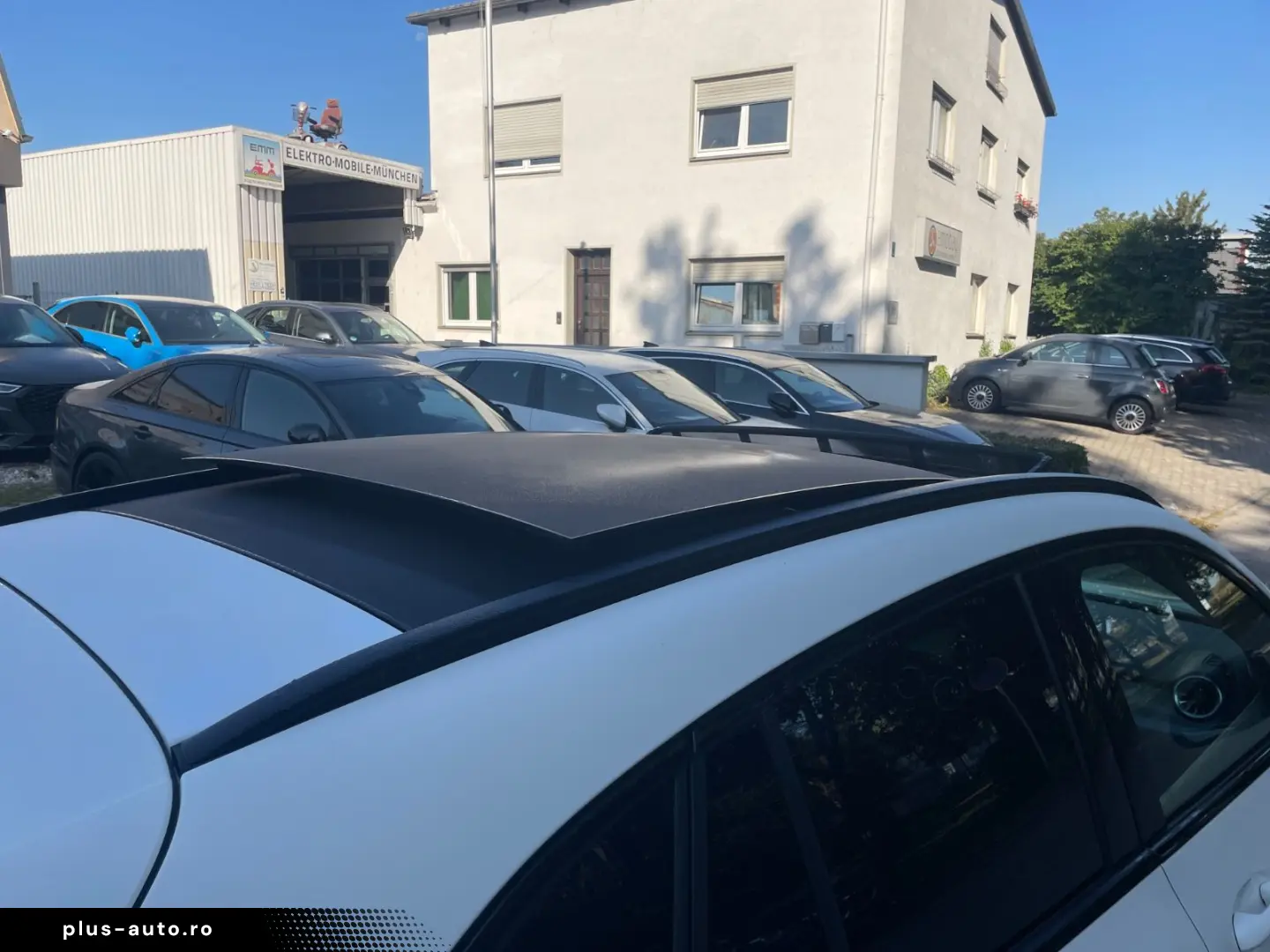 MERCEDES-BENZ GLA 250e EQ Pano Navi Kam LED HeadUp