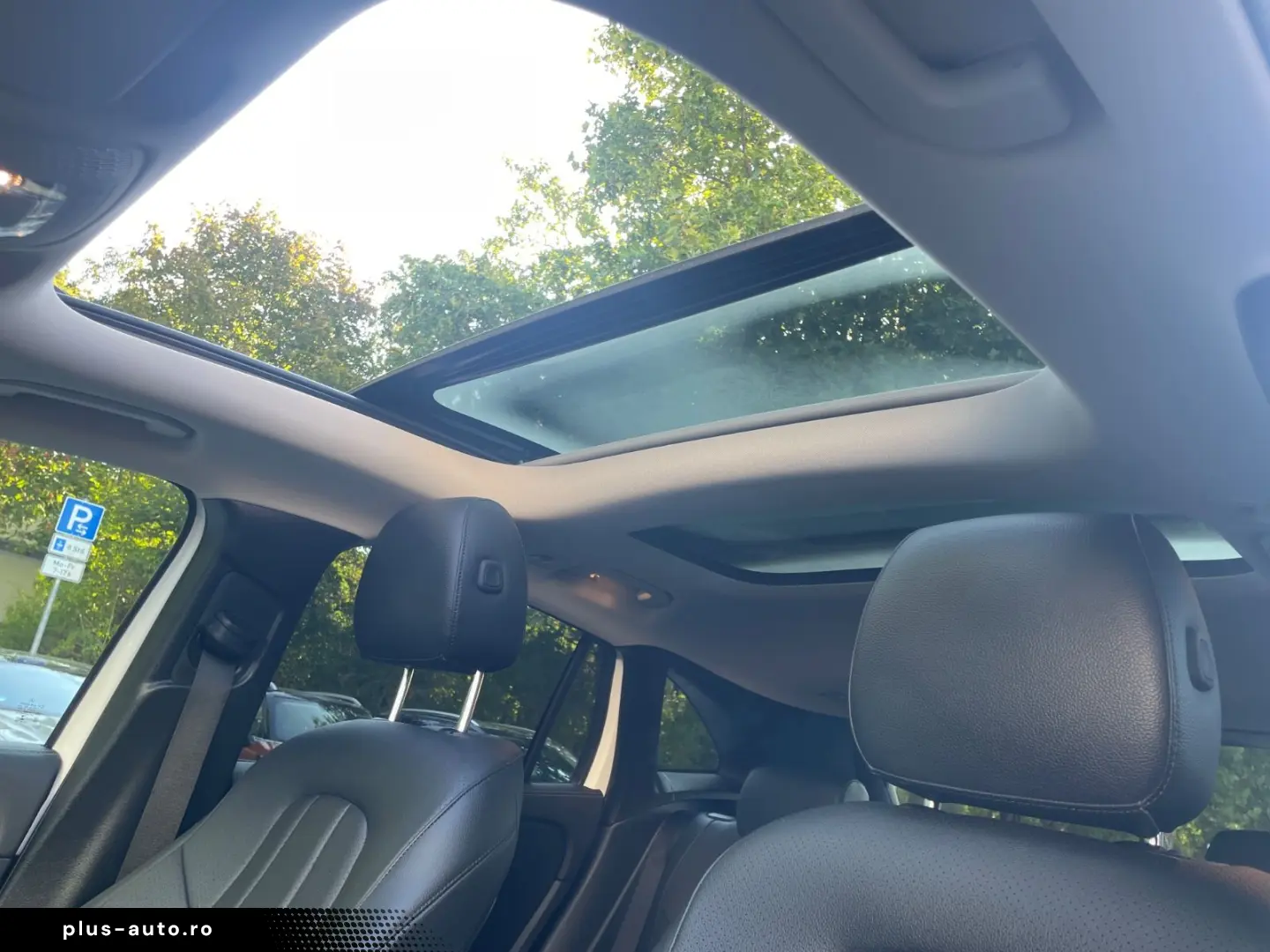 MERCEDES-BENZ GLA 250e EQ Pano Navi Kam LED HeadUp