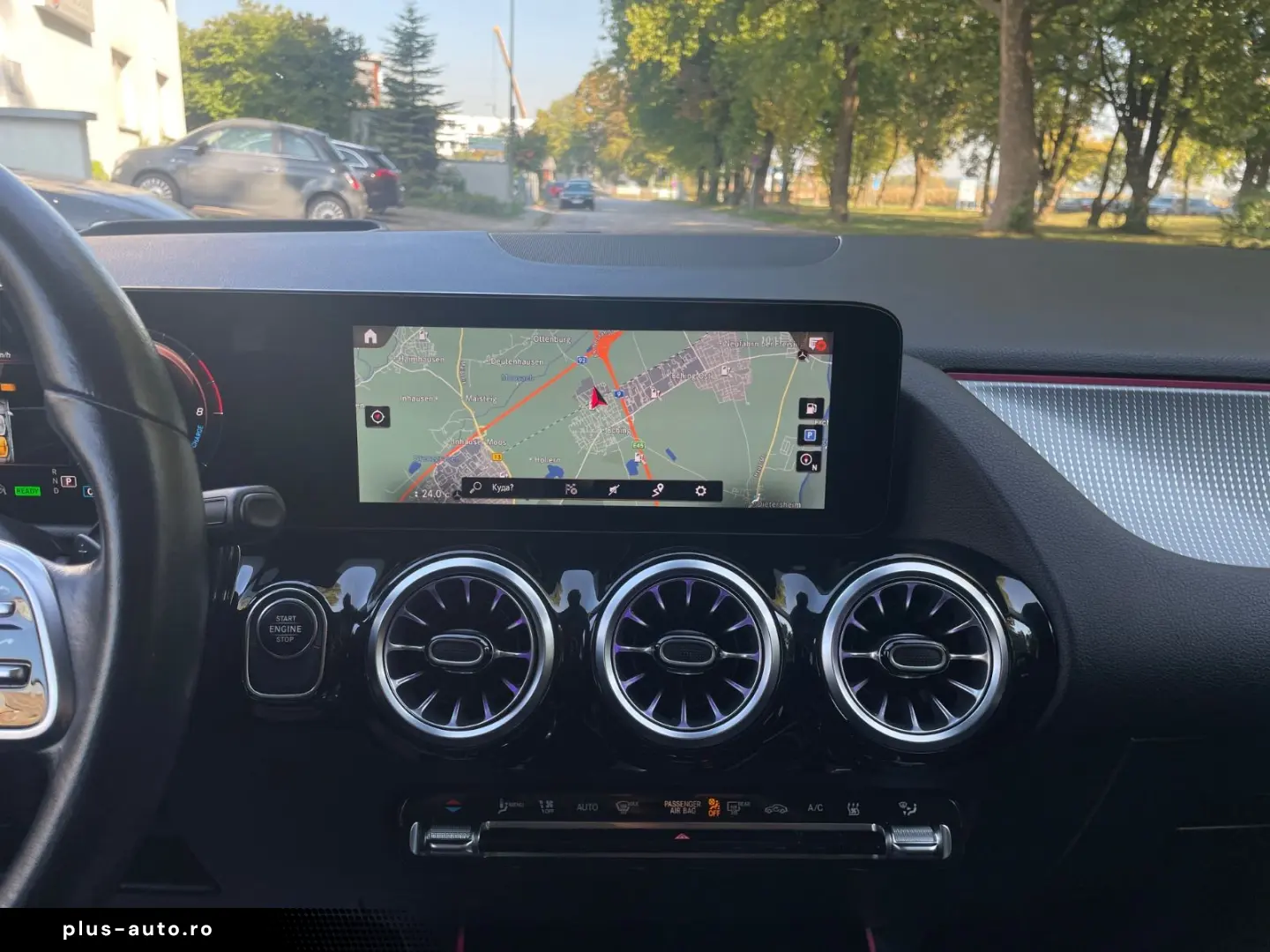 MERCEDES-BENZ GLA 250e EQ Pano Navi Kam LED HeadUp
