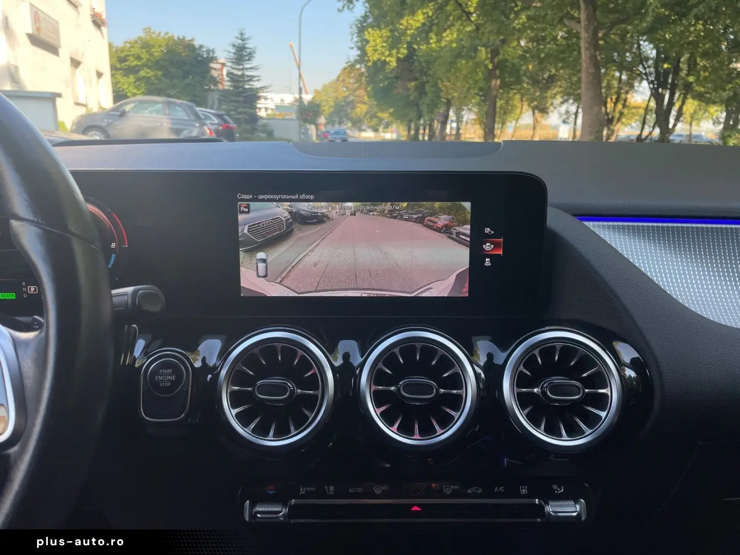 MERCEDES-BENZ GLA 250e EQ Pano Navi Kam LED HeadUp