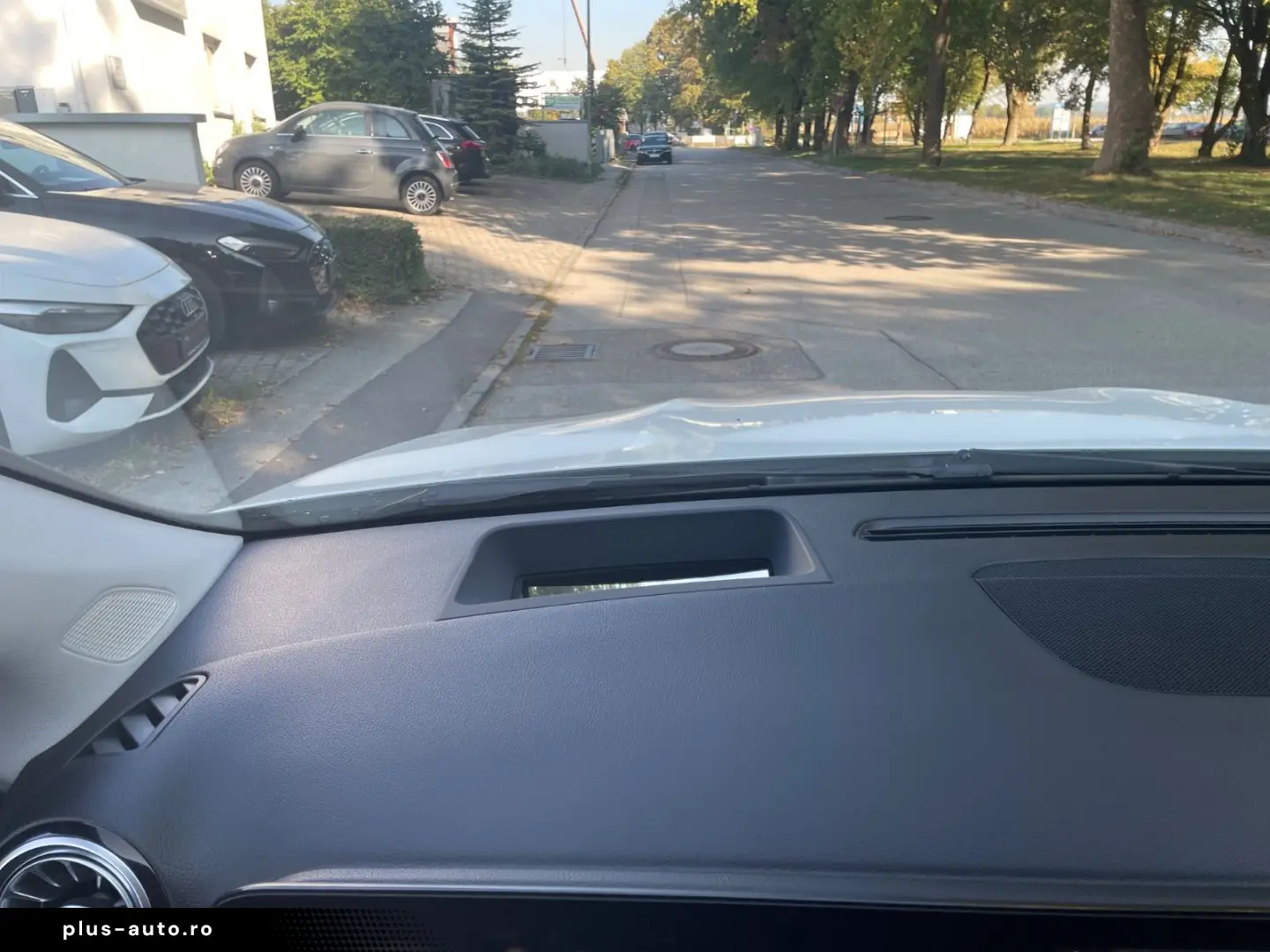 MERCEDES-BENZ GLA 250e EQ Pano Navi Kam LED HeadUp