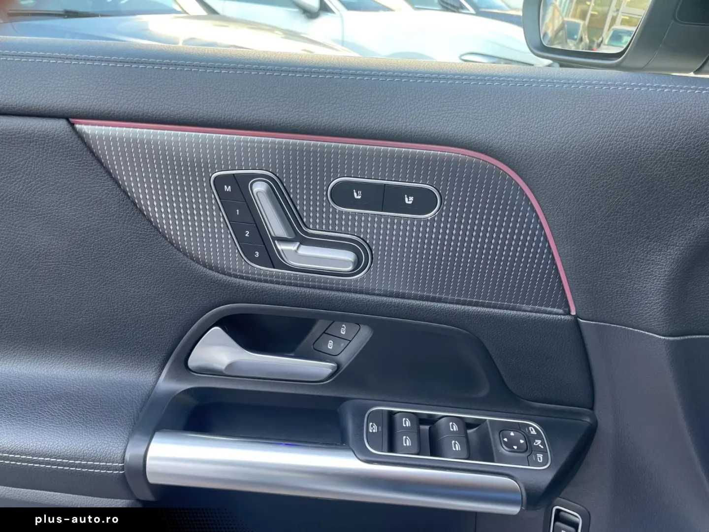 MERCEDES-BENZ GLA 250e EQ Pano Navi Kam LED HeadUp