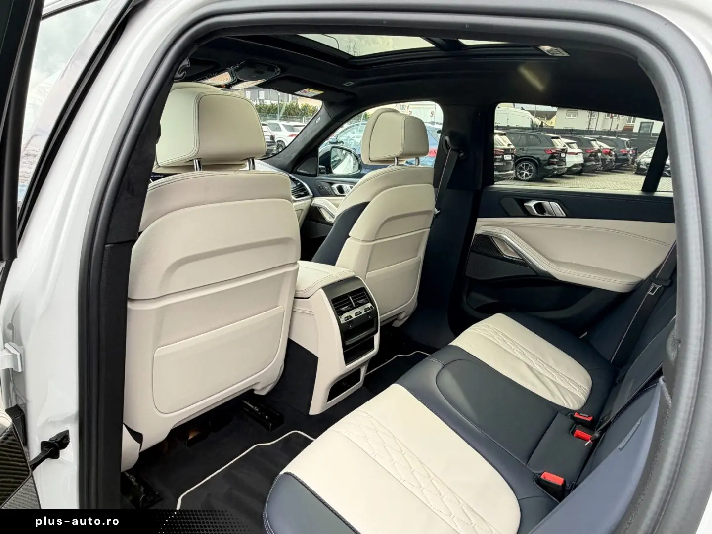 BMW X6 40xd MSPORT INDIVIDUAL 360 ACC HUD LASER AHK