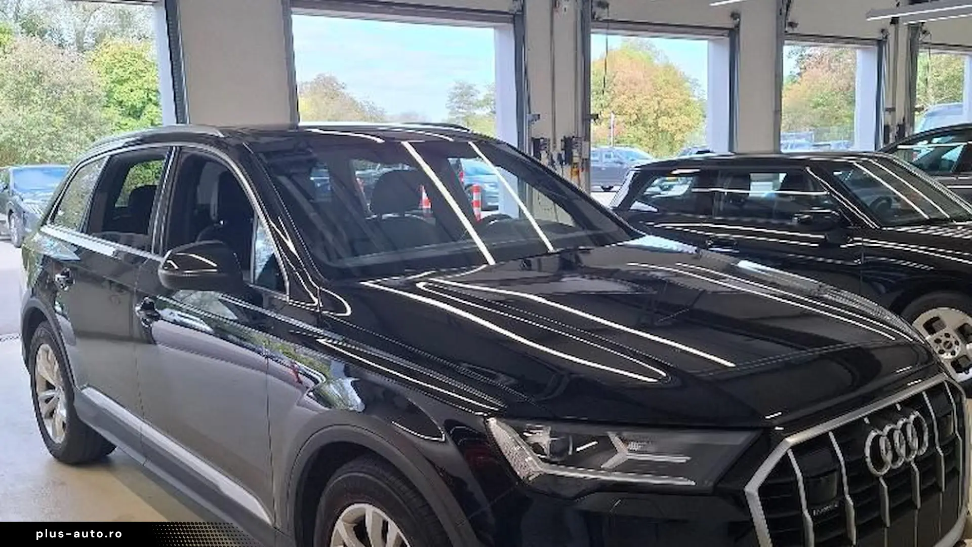 AUDI Q7 55 E TFSI PLATINUM  Plug-in Hybrid  380 CP  QUATTRO