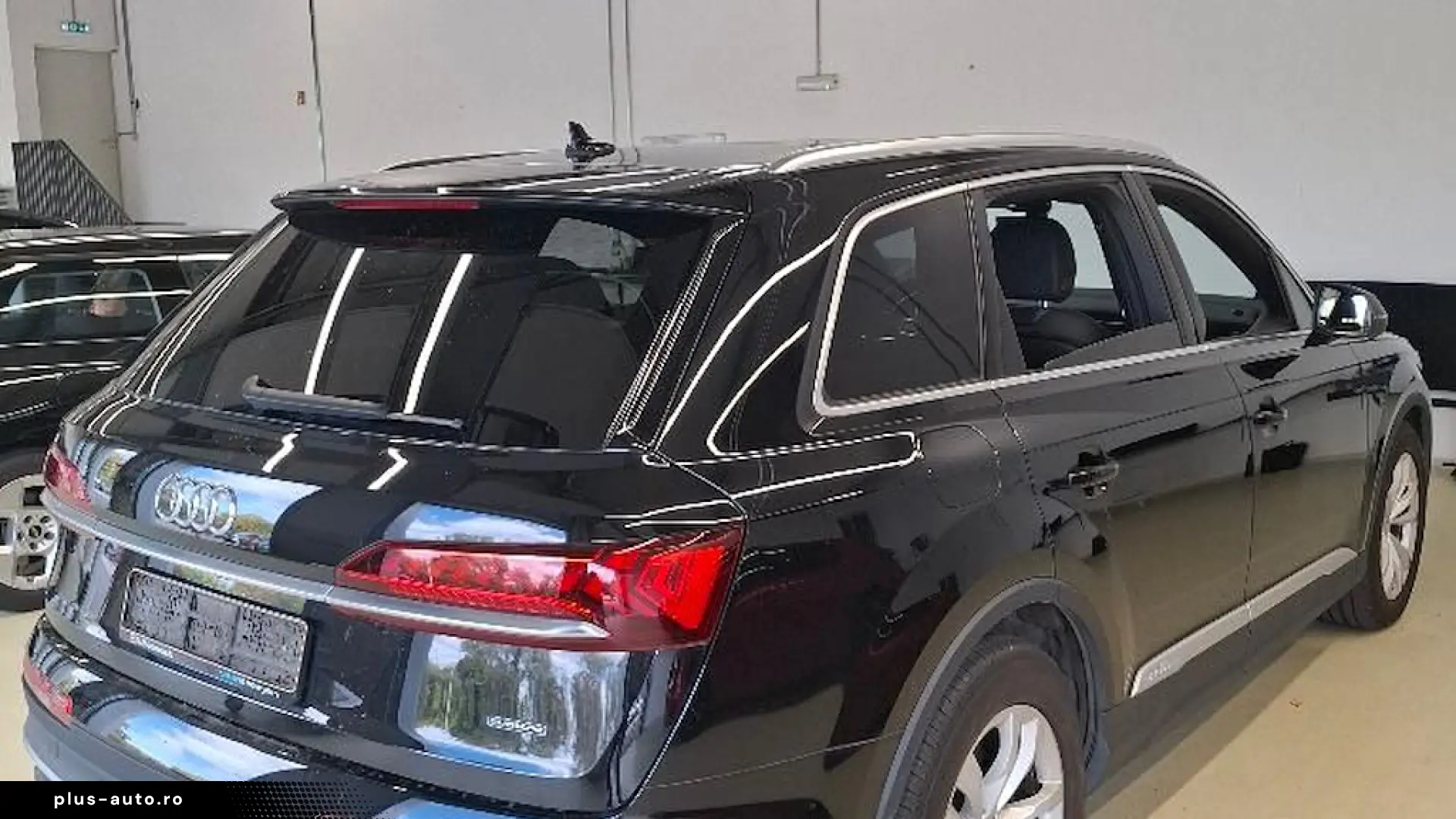 AUDI Q7 55 E TFSI PLATINUM  Plug-in Hybrid  380 CP  QUATTRO