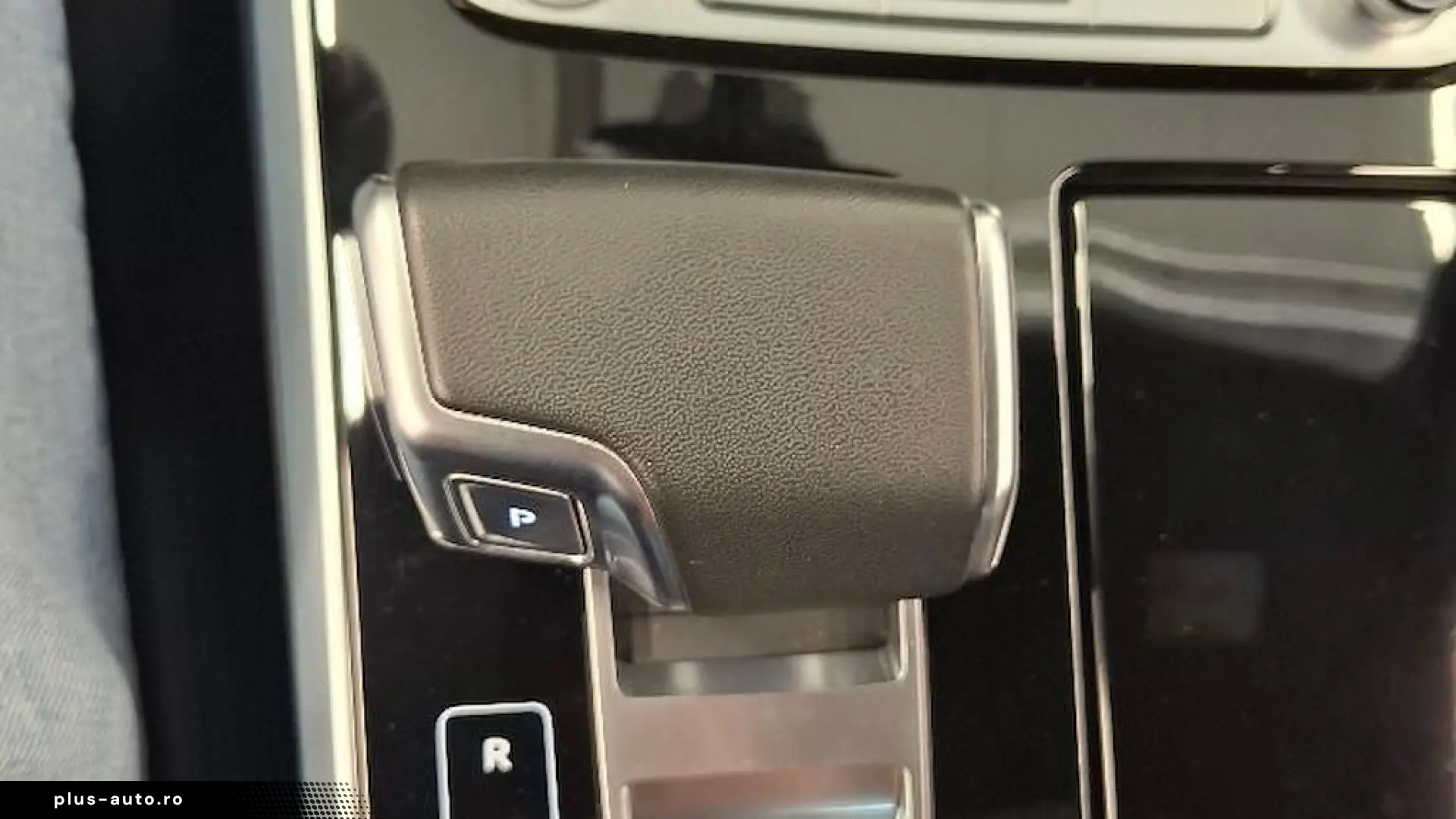 AUDI Q7 55 E TFSI PLATINUM  Plug-in Hybrid  380 CP  QUATTRO