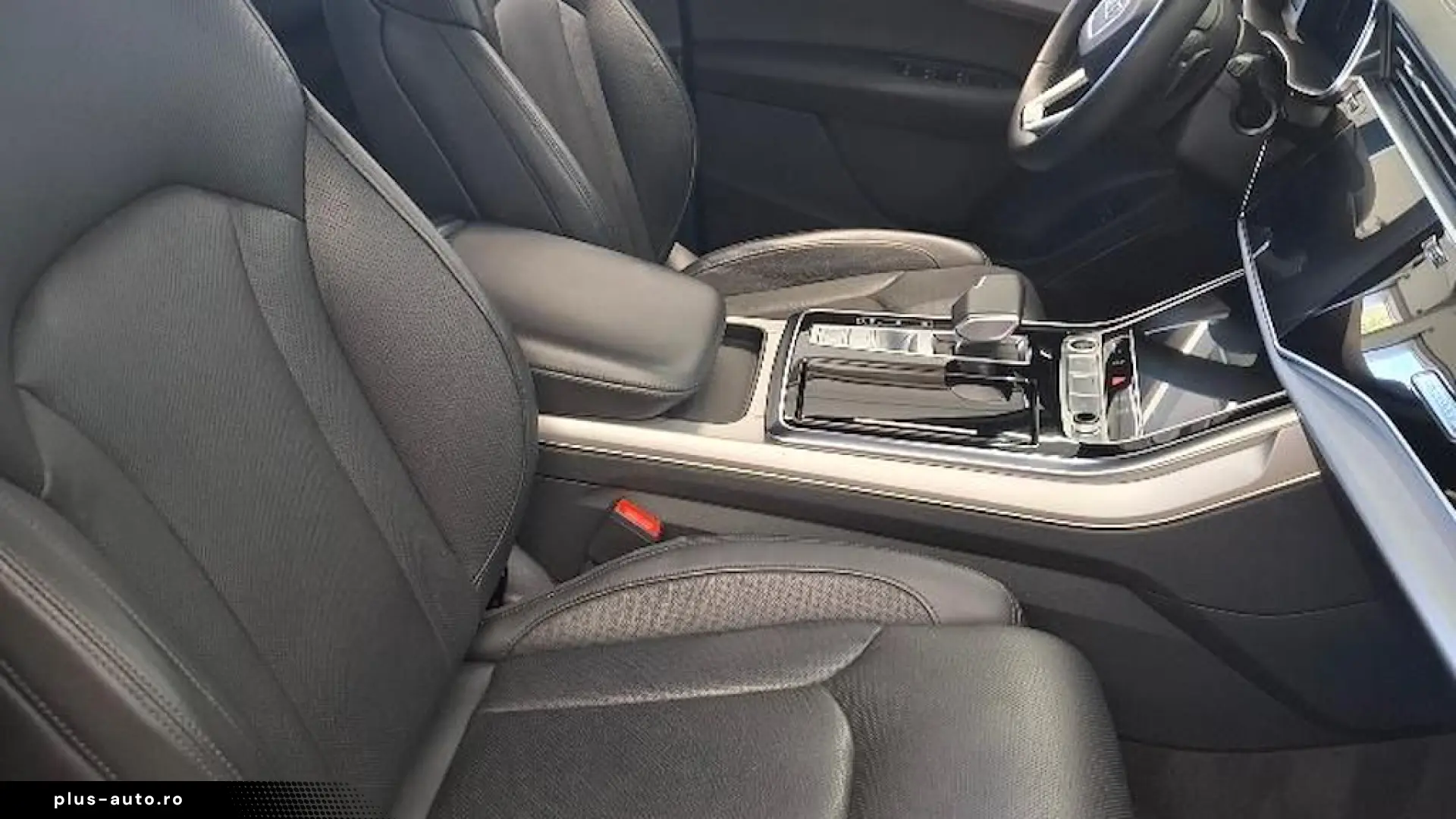 AUDI Q7 55 E TFSI PLATINUM  Plug-in Hybrid  380 CP  QUATTRO