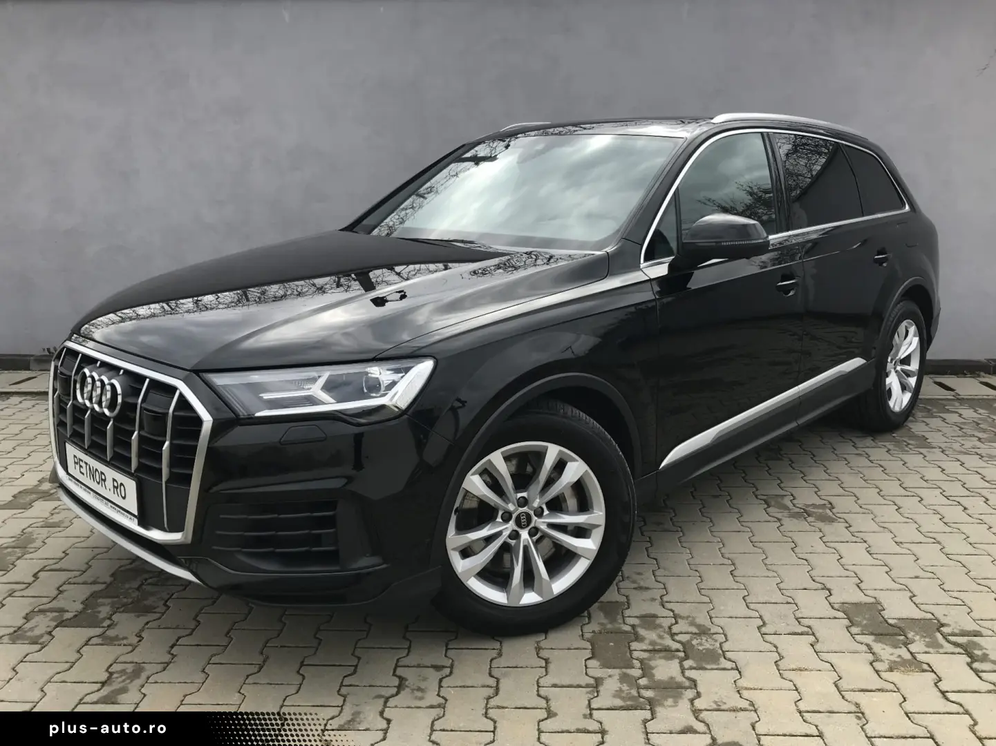 AUDI Q7 55 E TFSI PLATINUM  Plug-in Hybrid  380 CP  QUATTRO