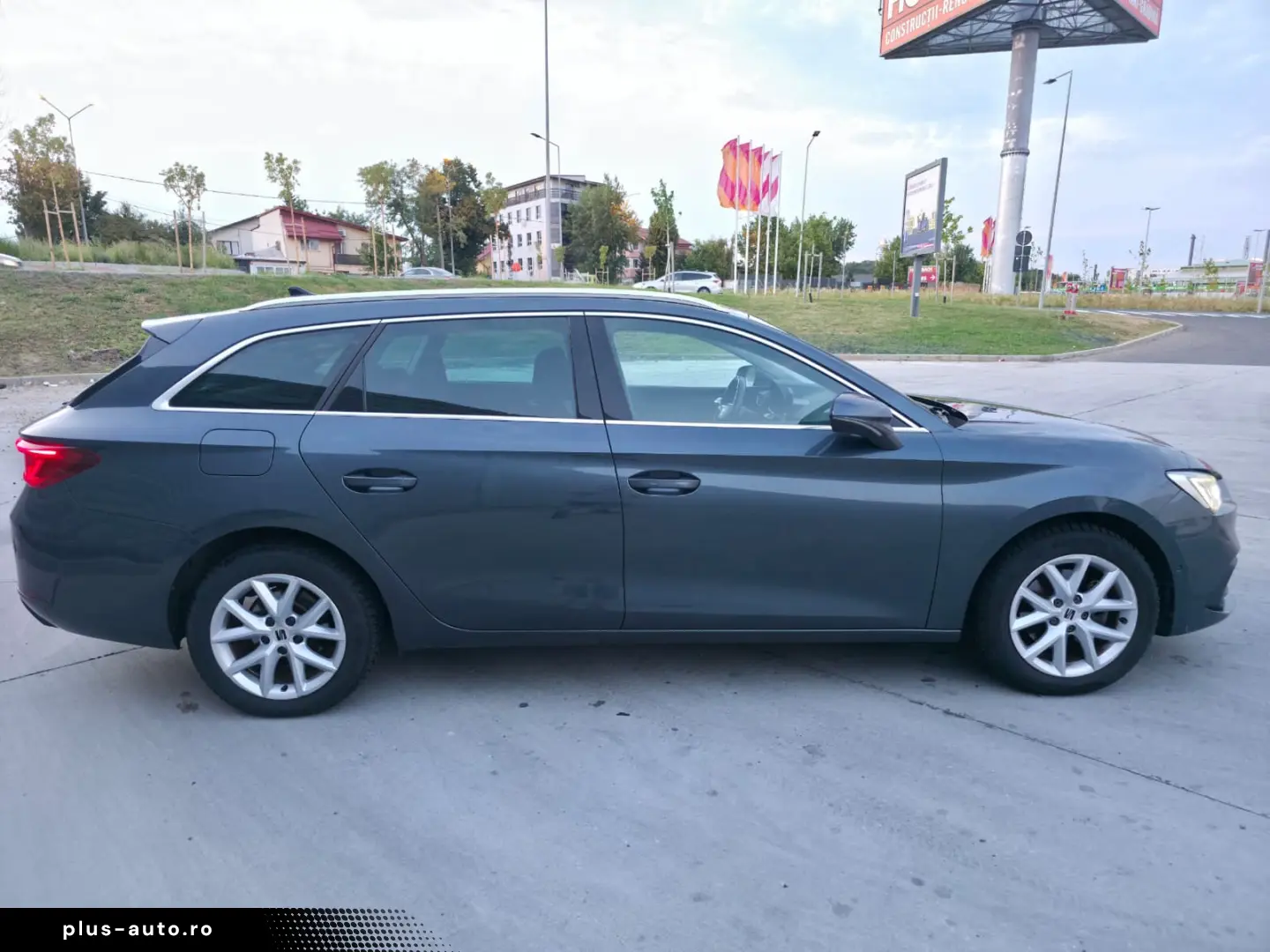 Seat Leon SportsTourer eTSI