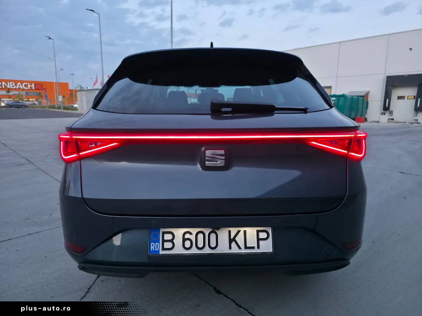 Seat Leon SportsTourer eTSI