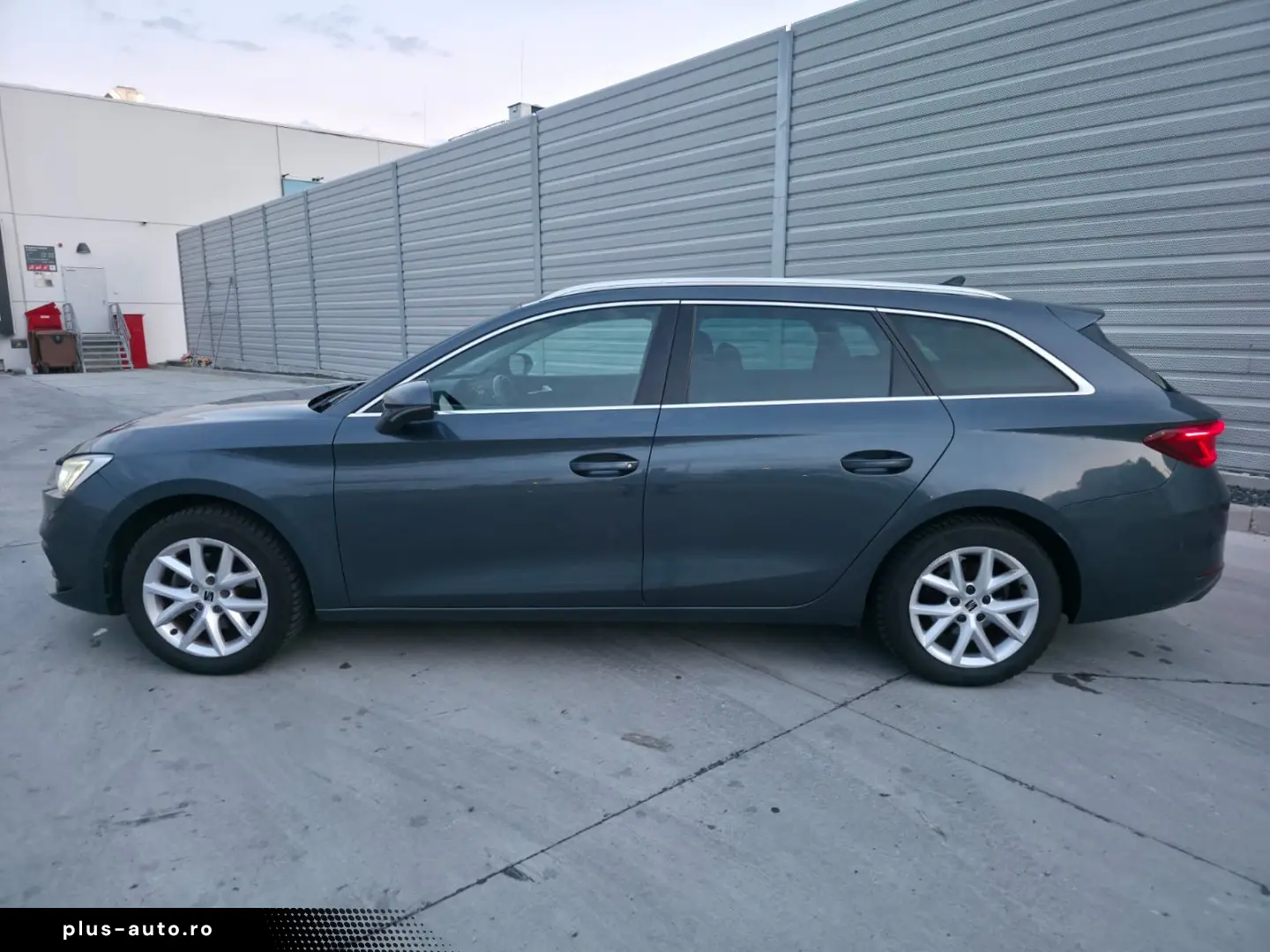 Seat Leon SportsTourer eTSI