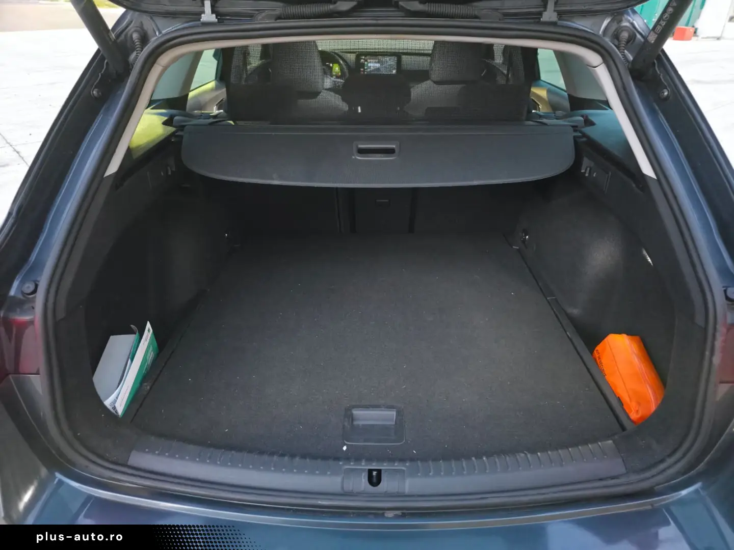 Seat Leon SportsTourer eTSI