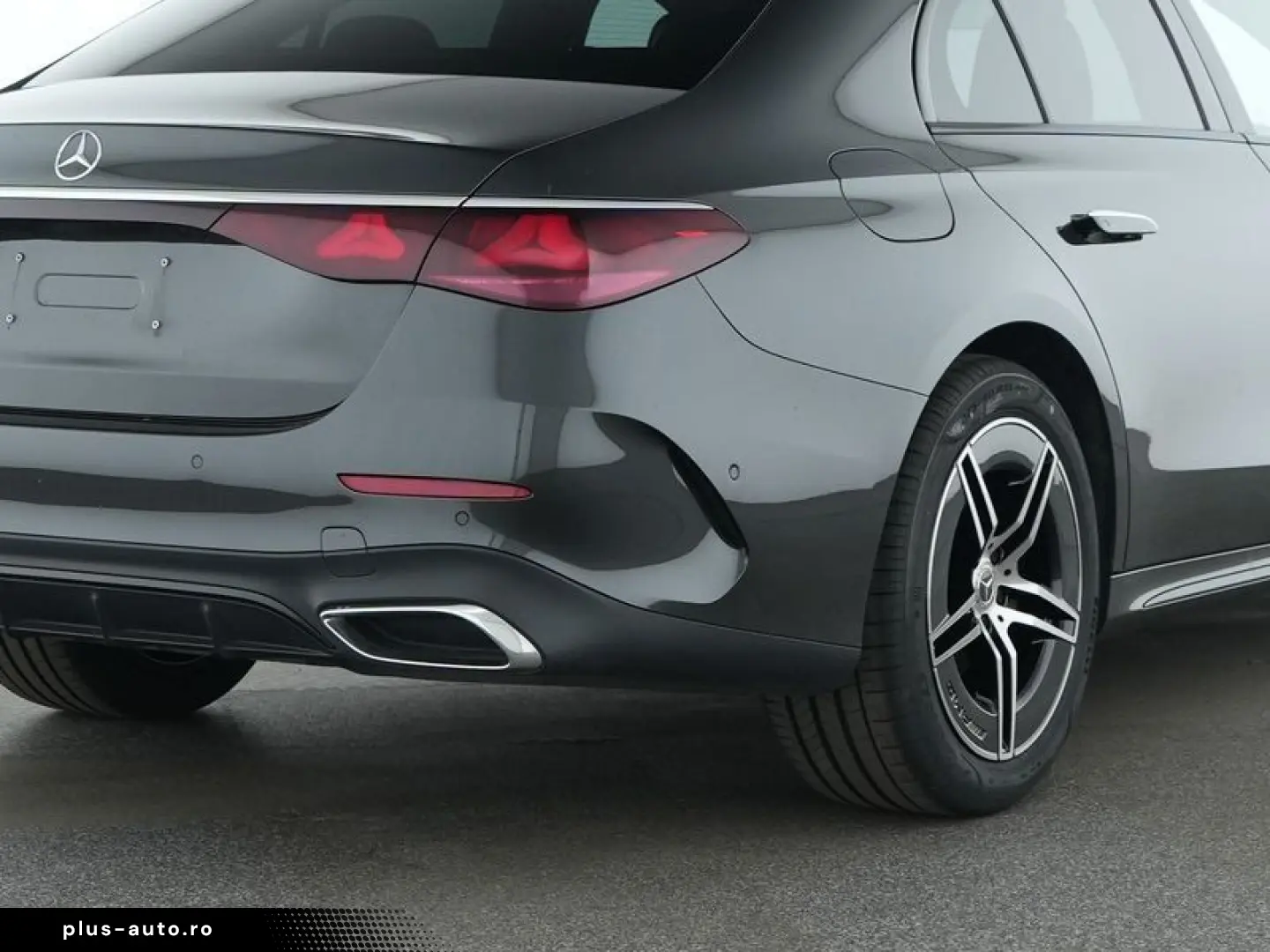 MERCEDES-BENZ E-Class 2025 — imagine 4