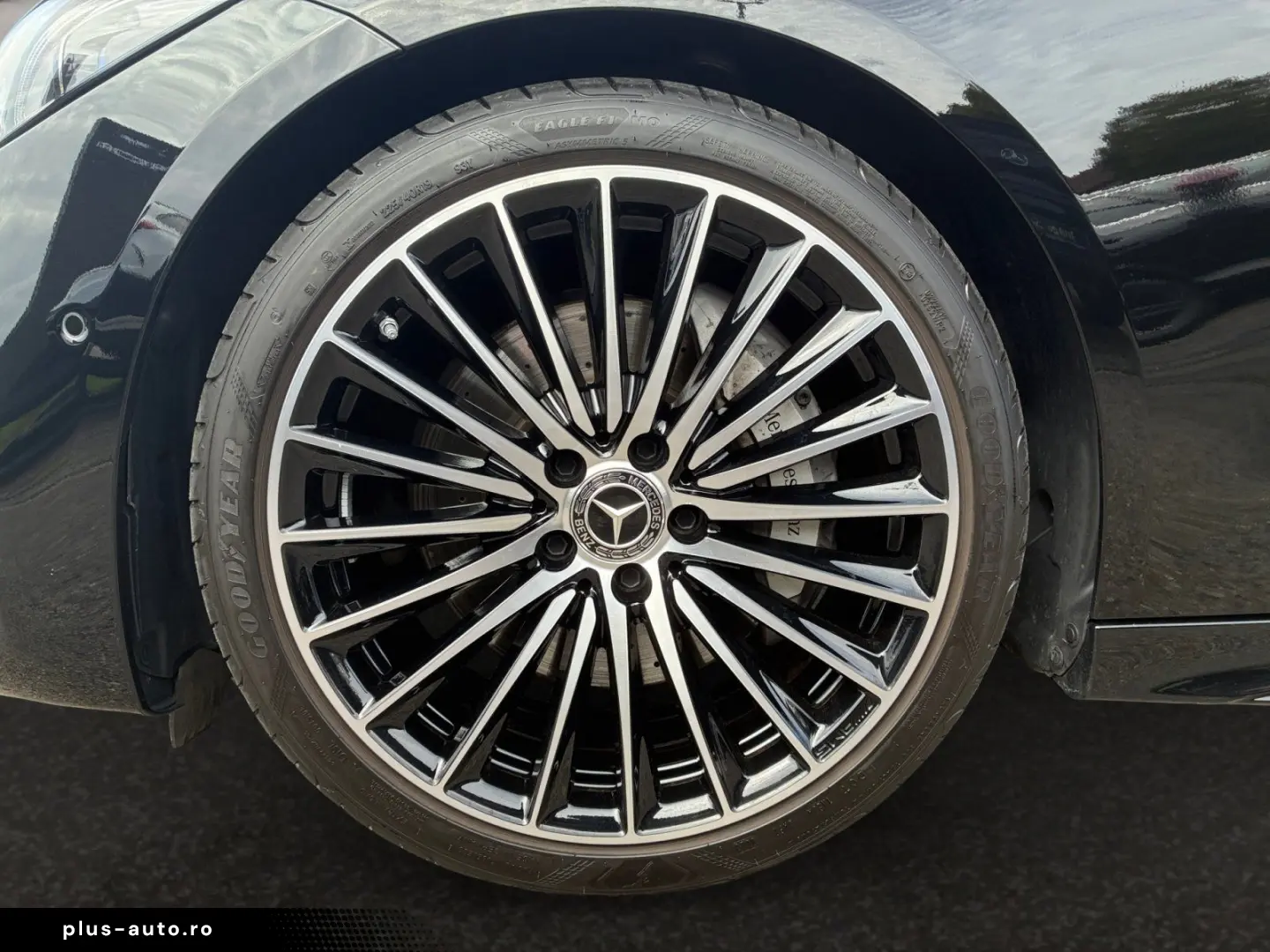MERCEDES-BENZ C 300 4MATIC AMG Pano Digi Mem Si.Kli &hellip;