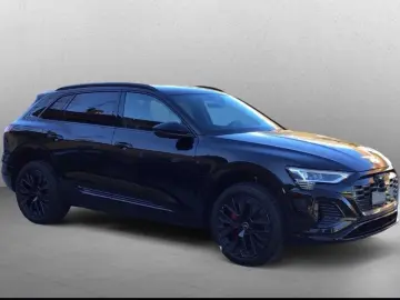 Audi Q8 e-tron S line 55 quattro 300 kW
